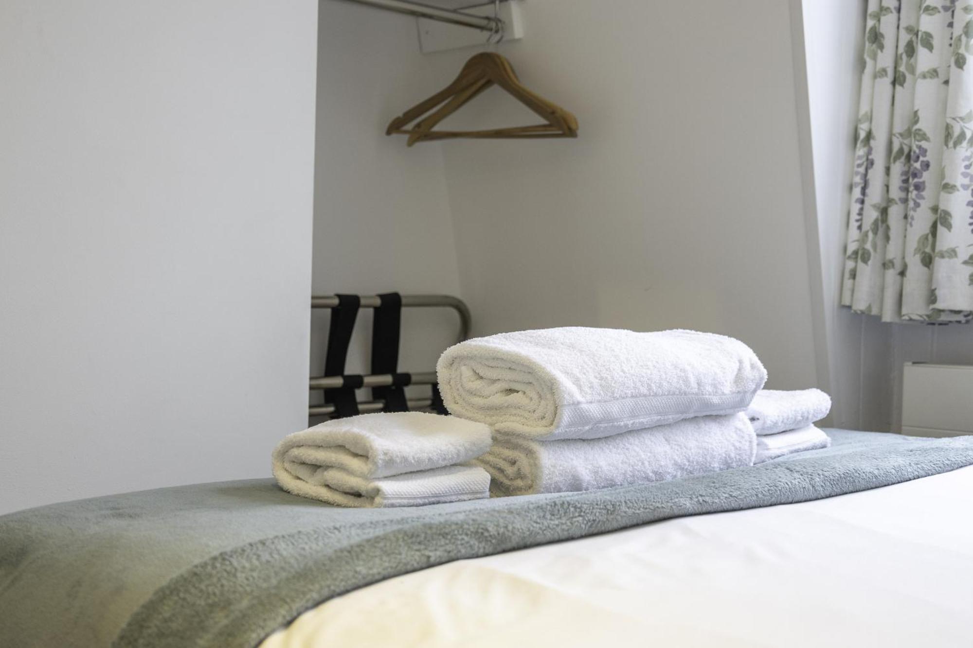 One-Bedroom Apartment - Photo 11