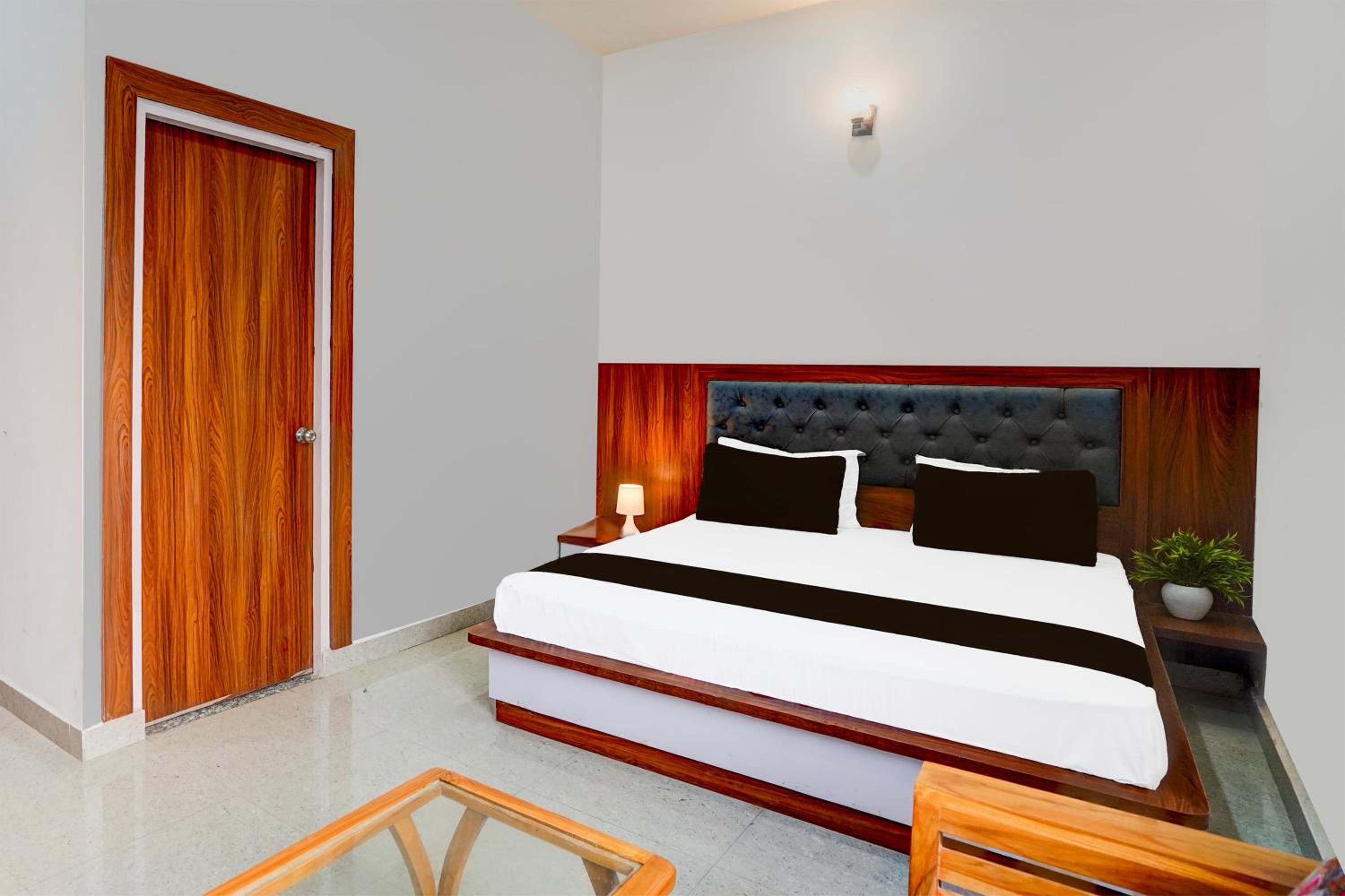 Standard Double Room photo 2