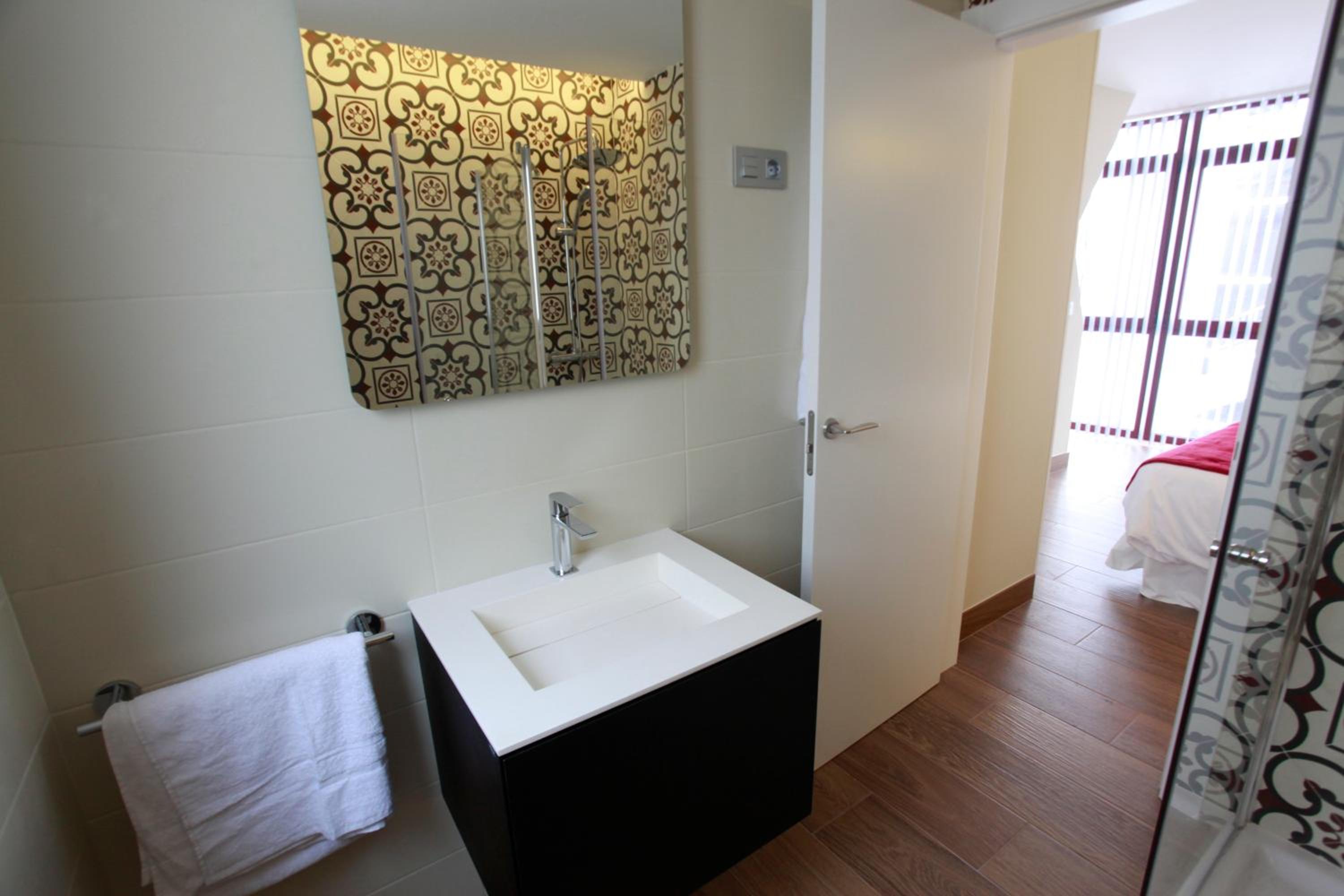 Apartment - Second Floor - Photo 4