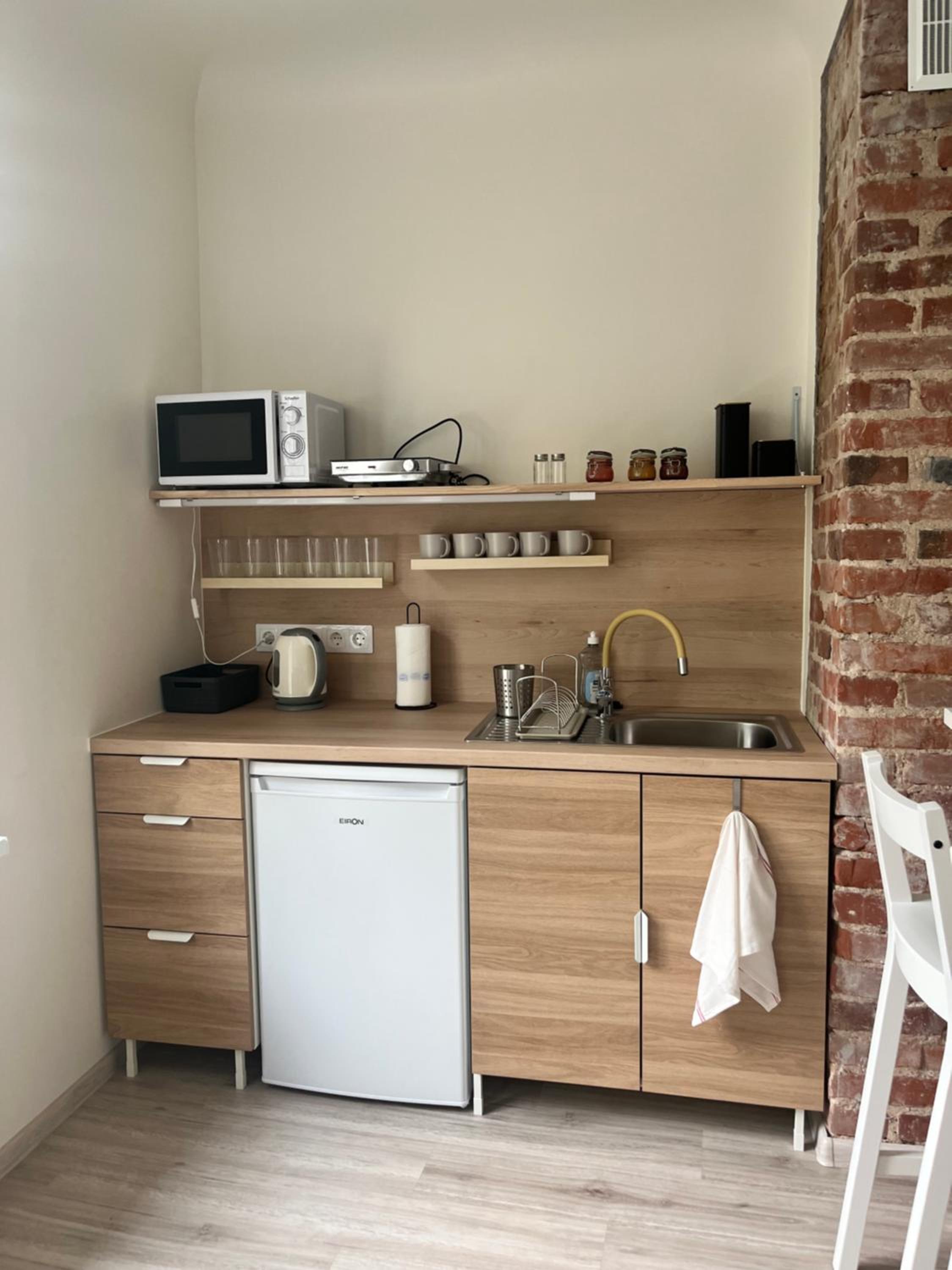 One-Bedroom Apartment photo 1