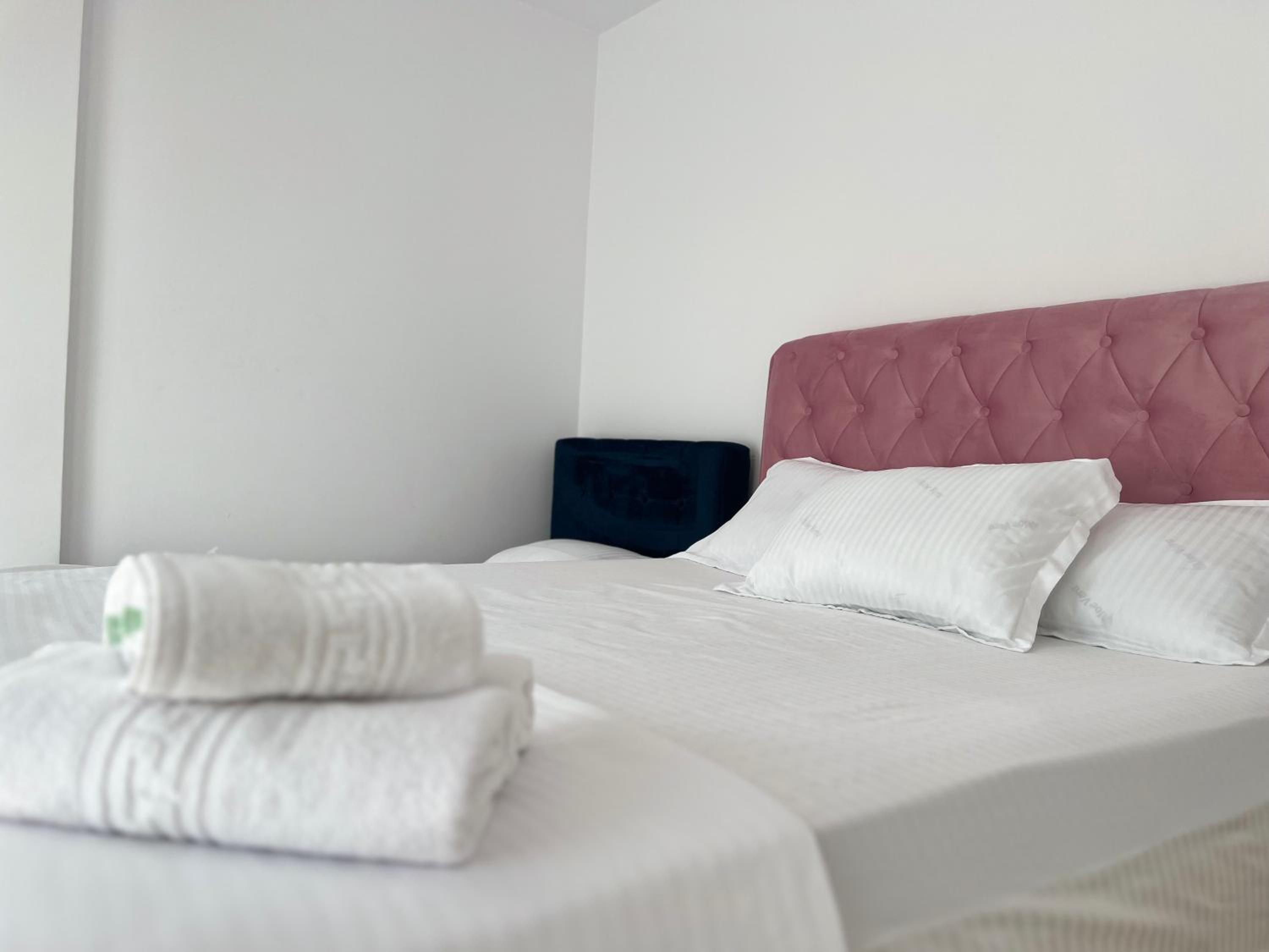 Two-Bedroom Apartment With Balcony And Terrace photo 1