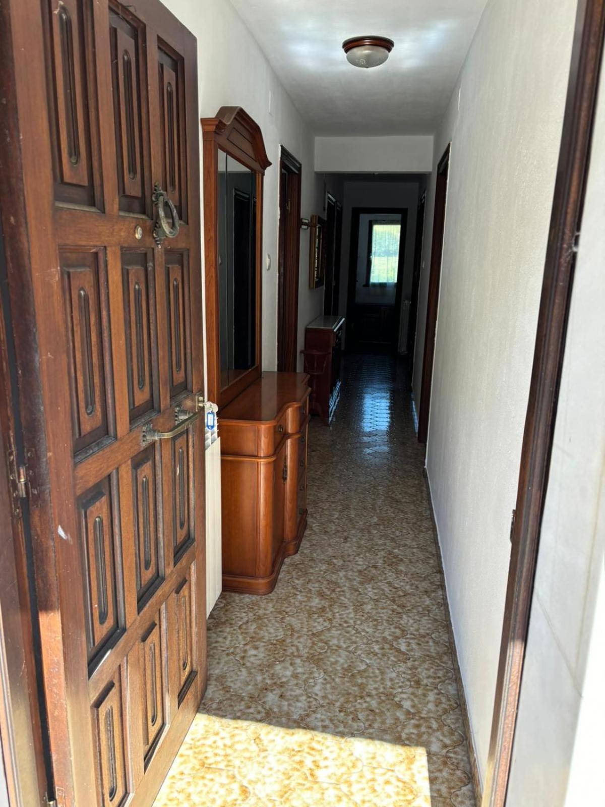 Casa de tres habitaciones