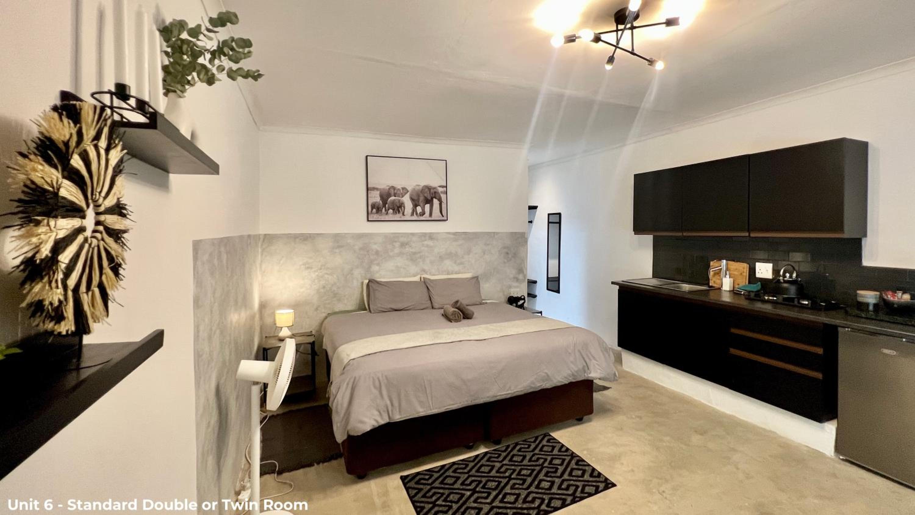 Standard Double or Twin Room photo 1