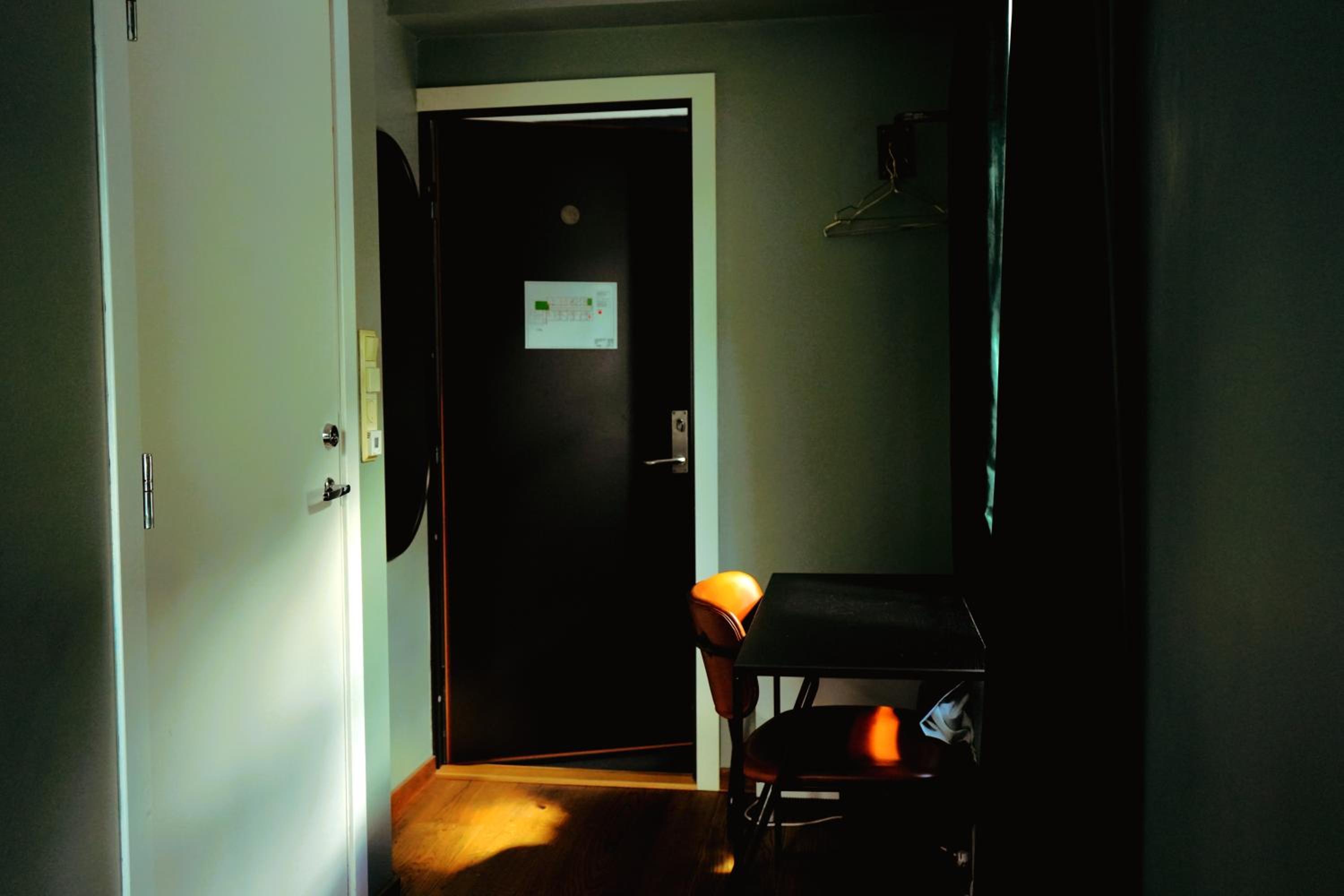 Small Twin Room photo 1