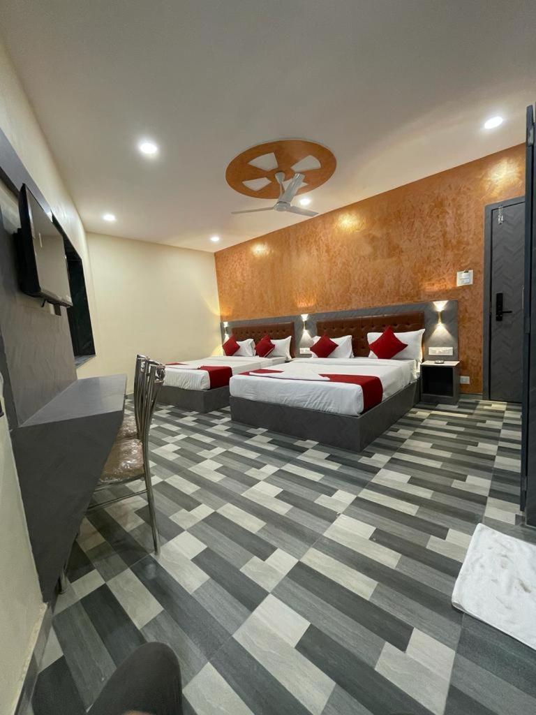 Deluxe Triple Room
