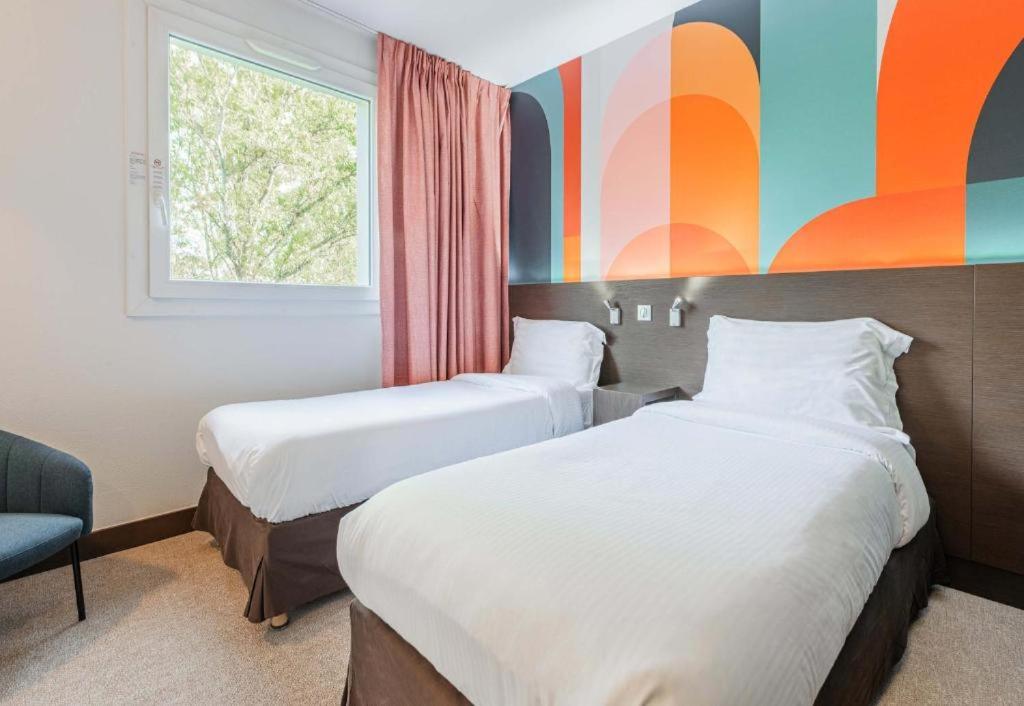 Twin Room - Photo 4