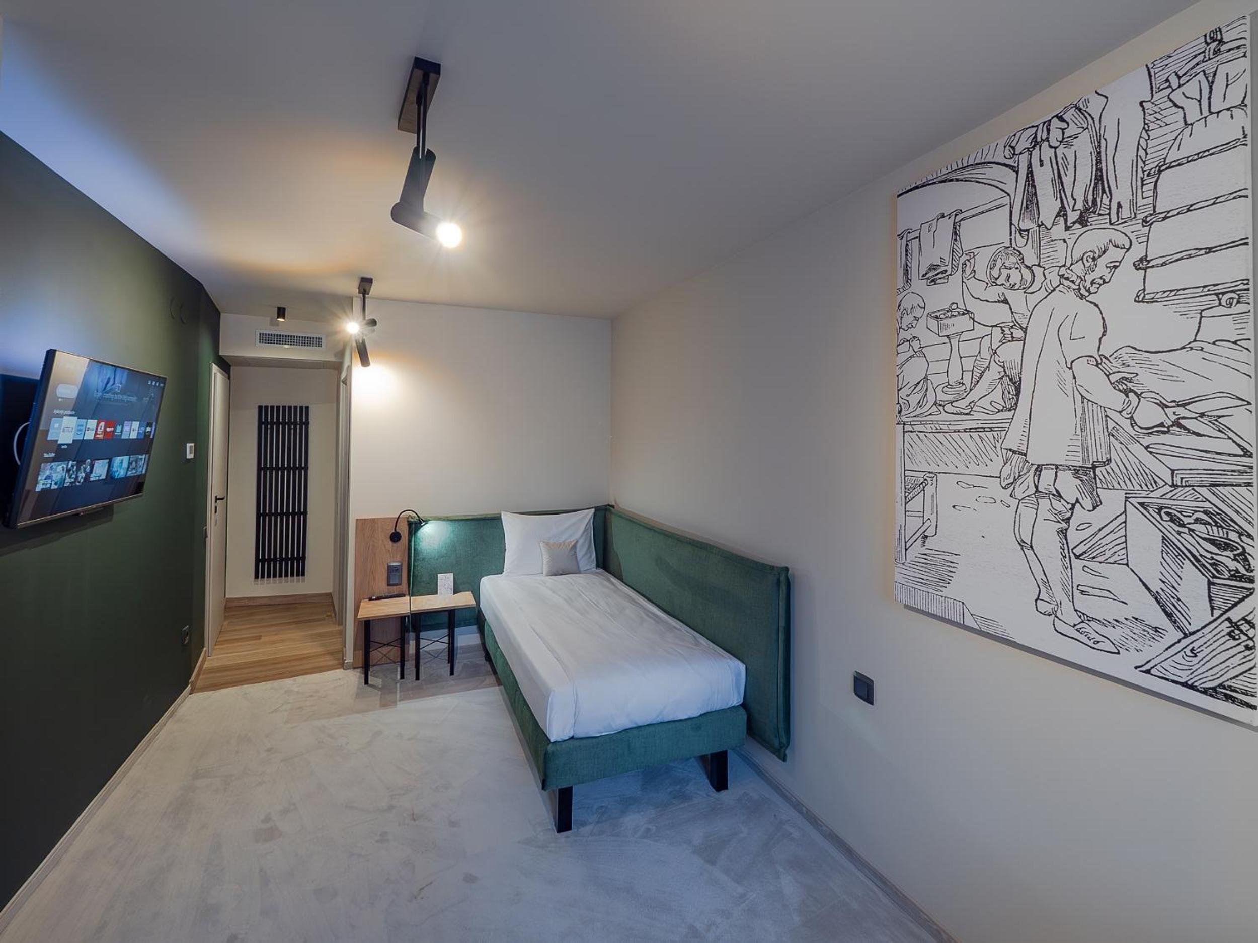 Standard Double Room - Photo 4