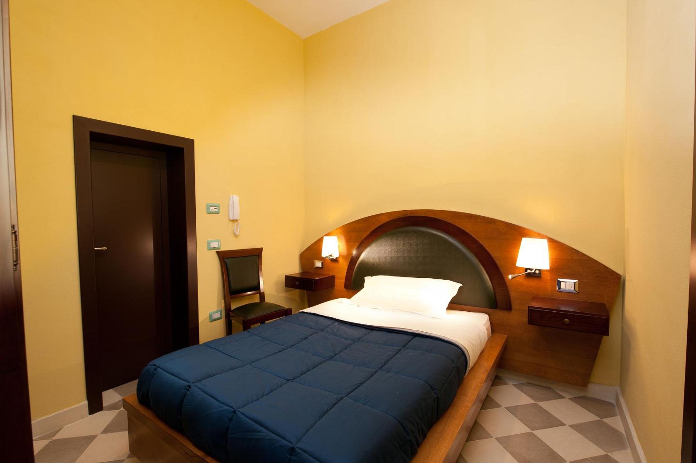Single Room photo 1