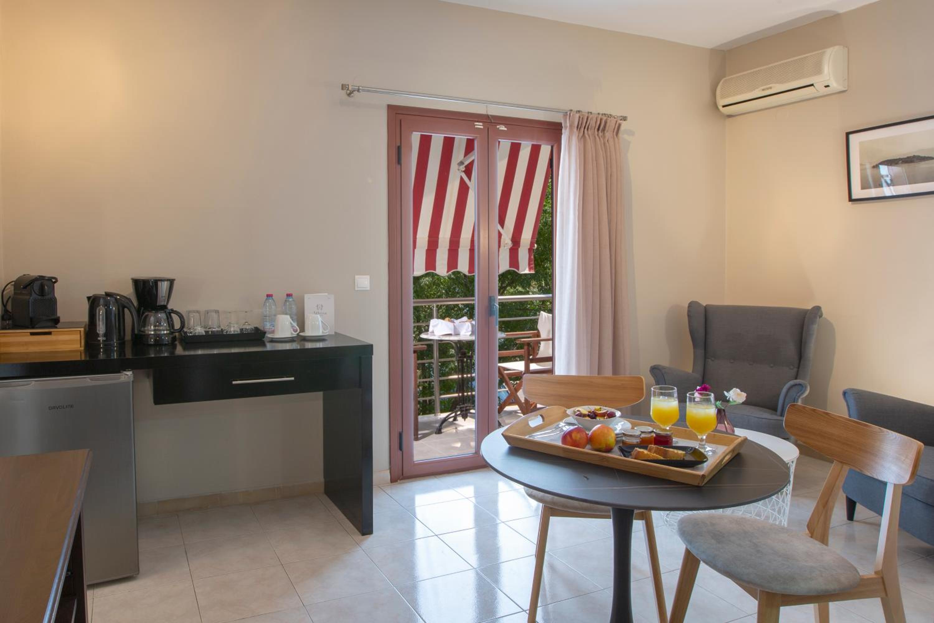 Superior Double Room - Photo 2
