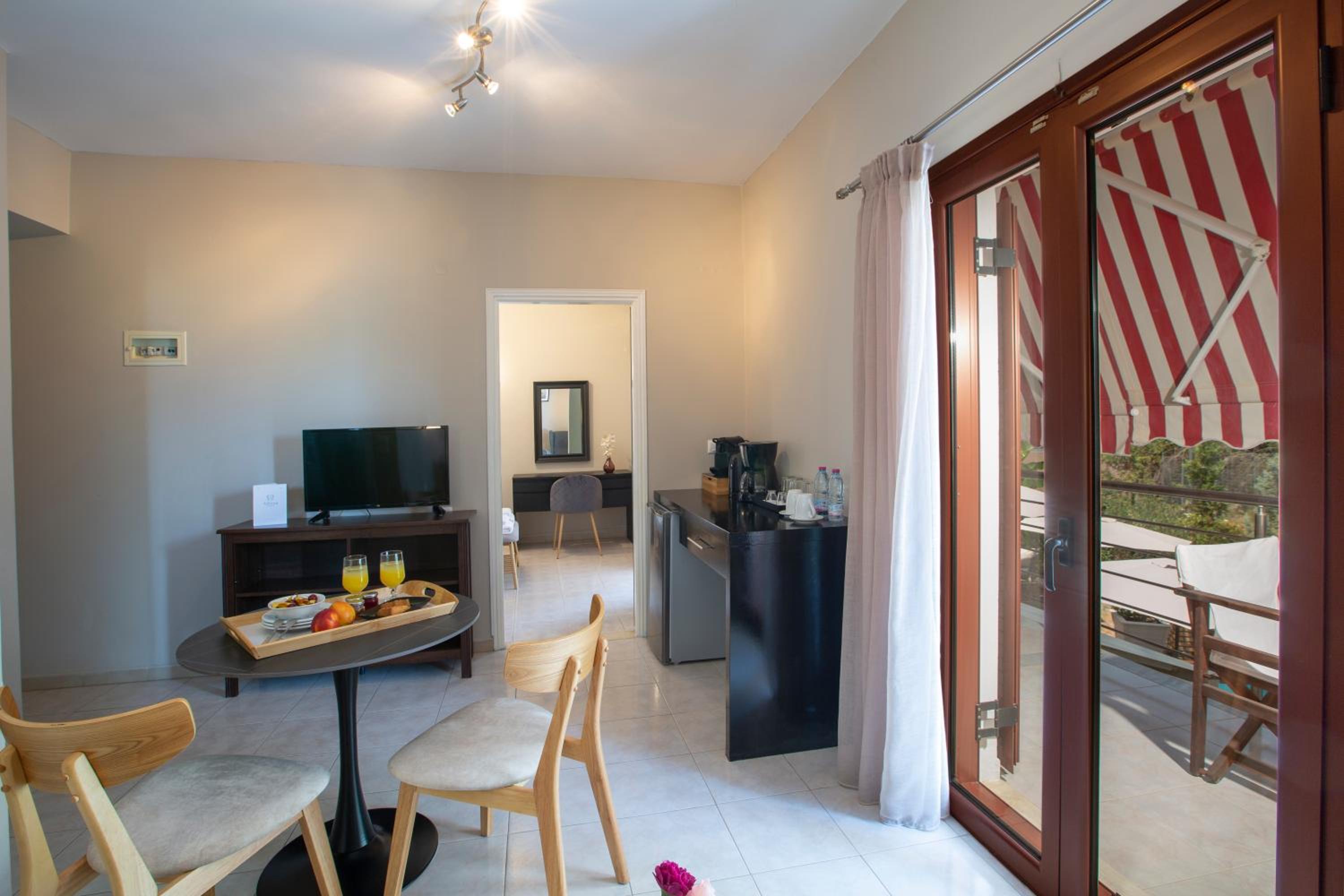 Superior Double Room - Photo 7