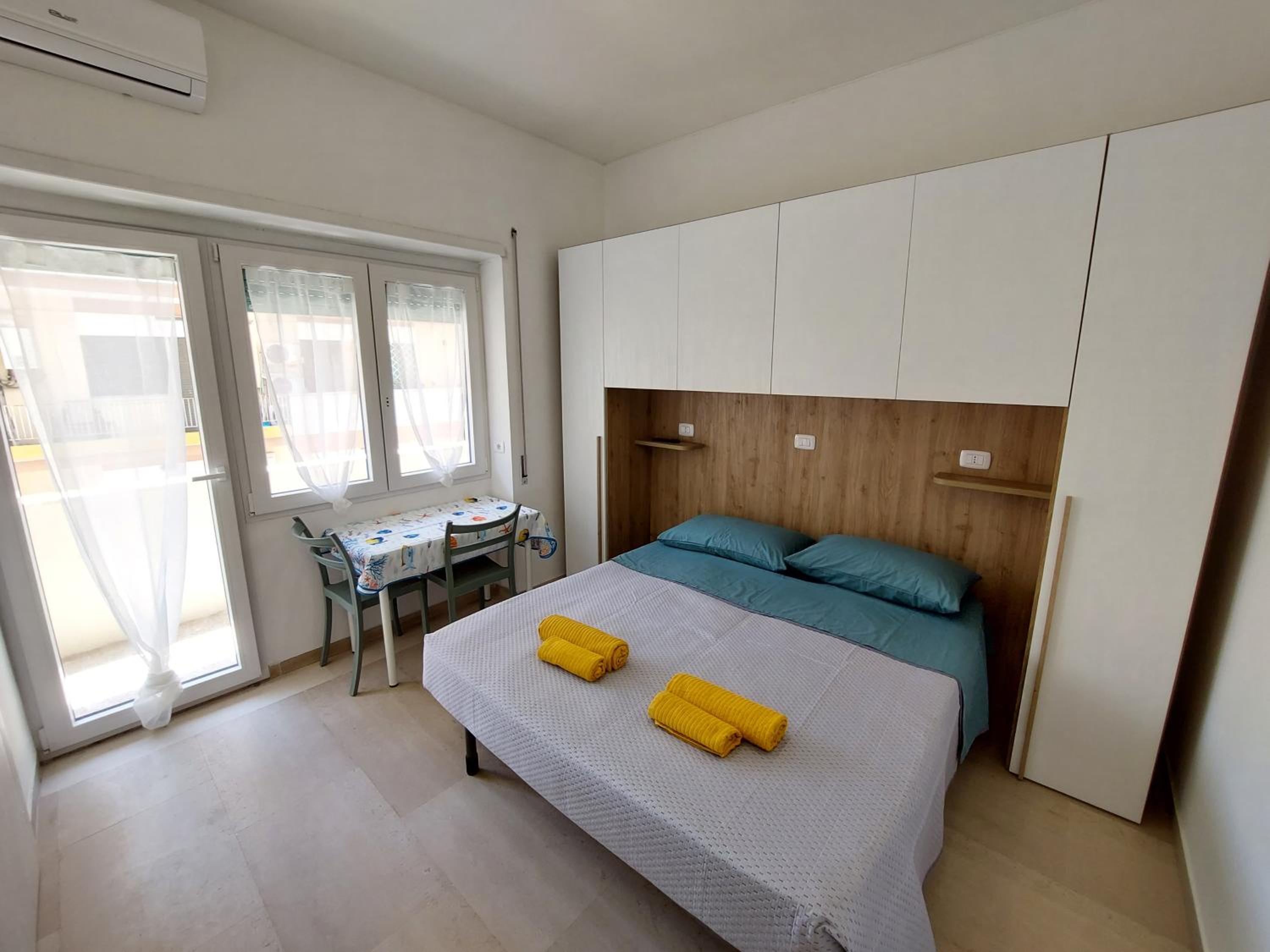 Studio With Balcony