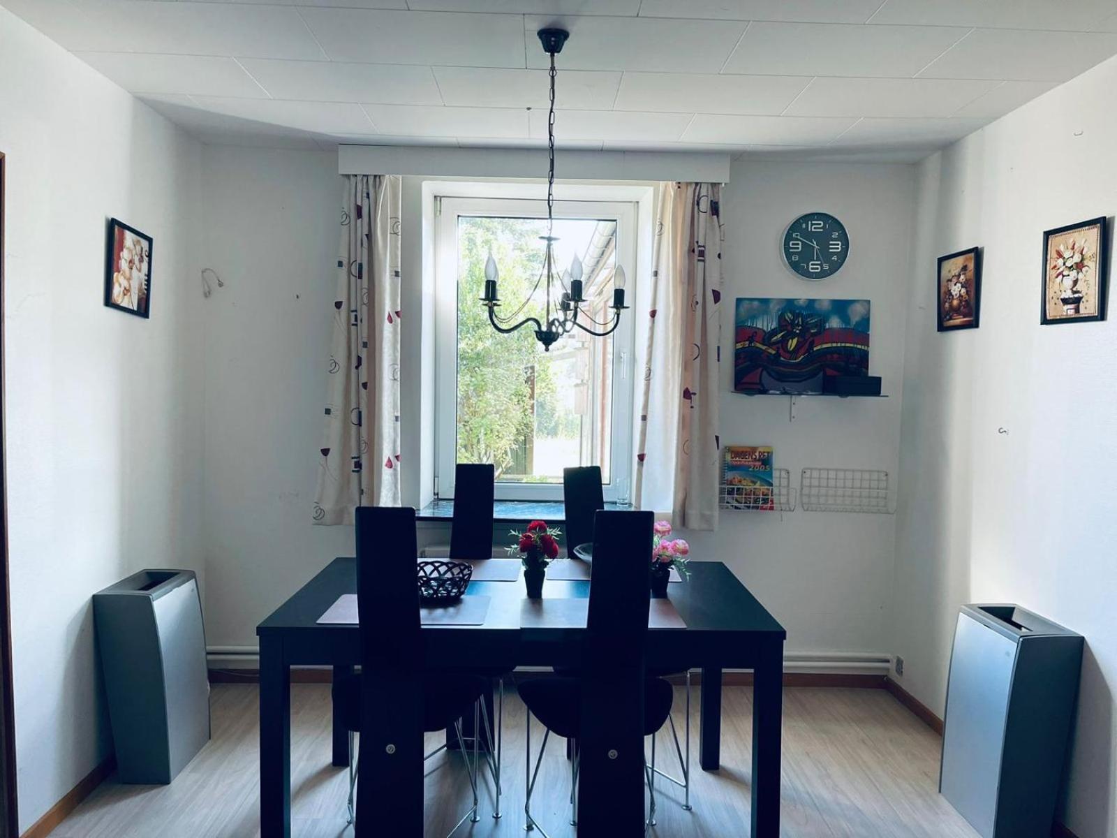 Budget Double Room photo 3