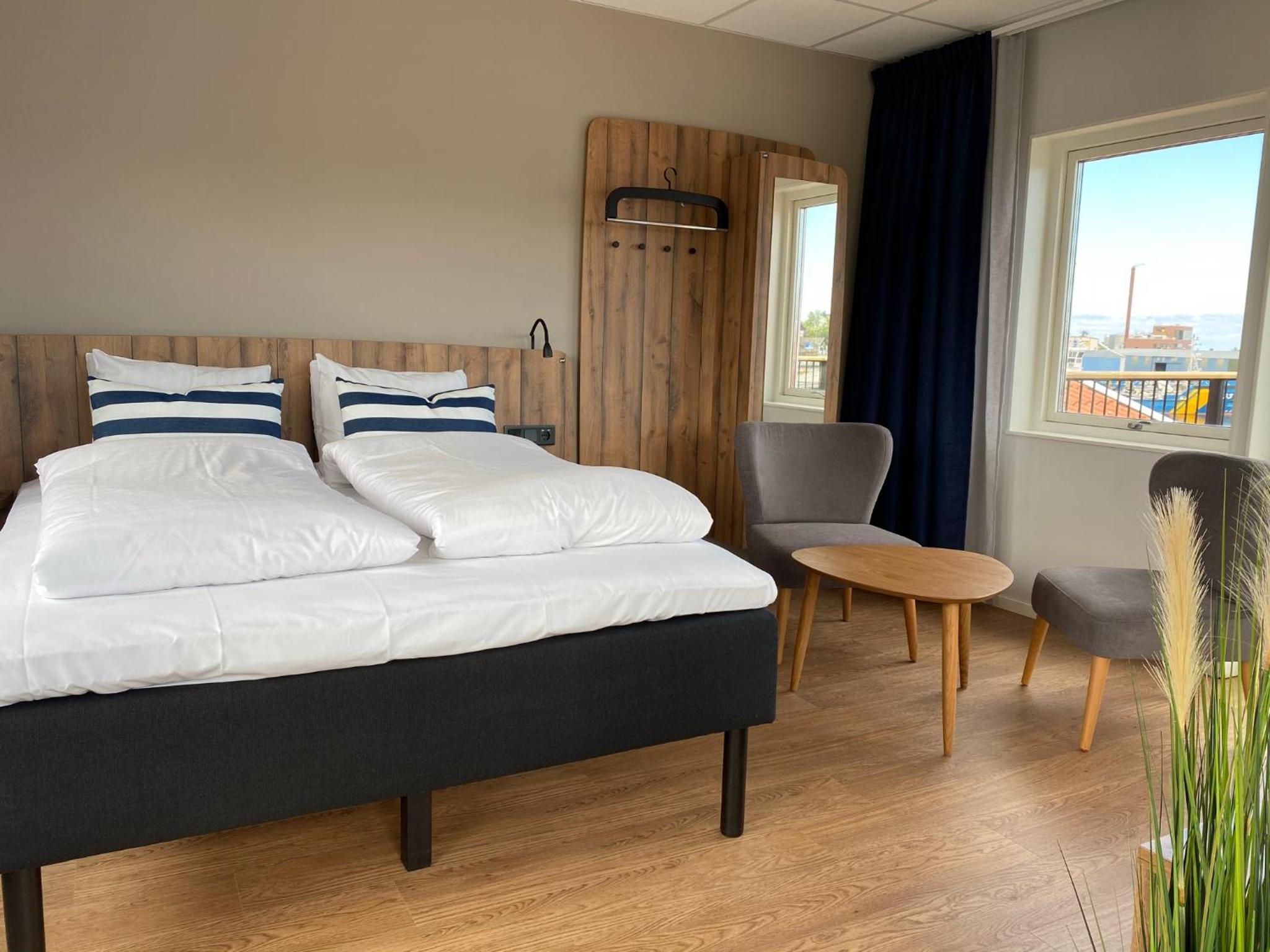 Suite - Photo 3