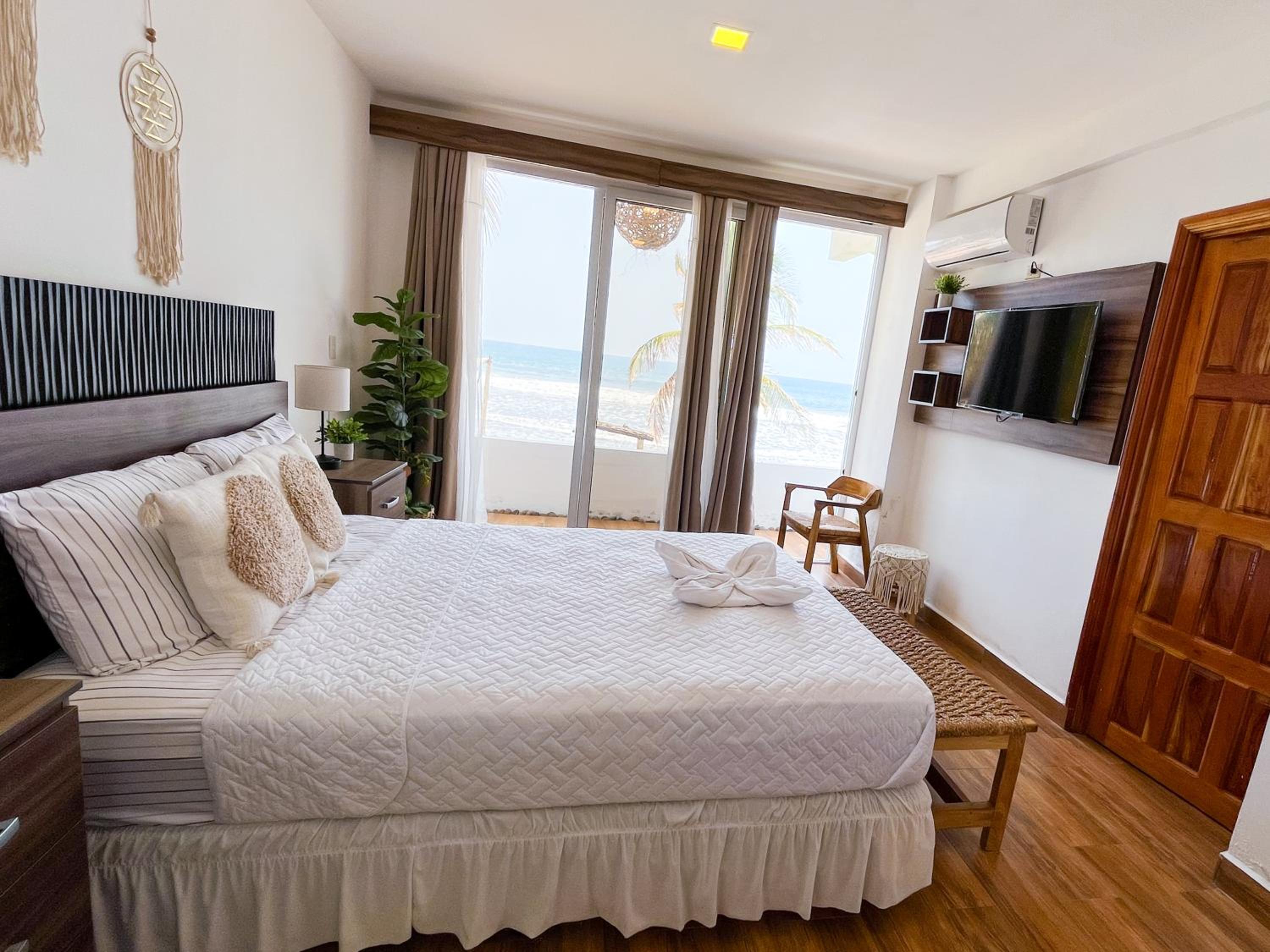 Double Room with Balcony and Sea View