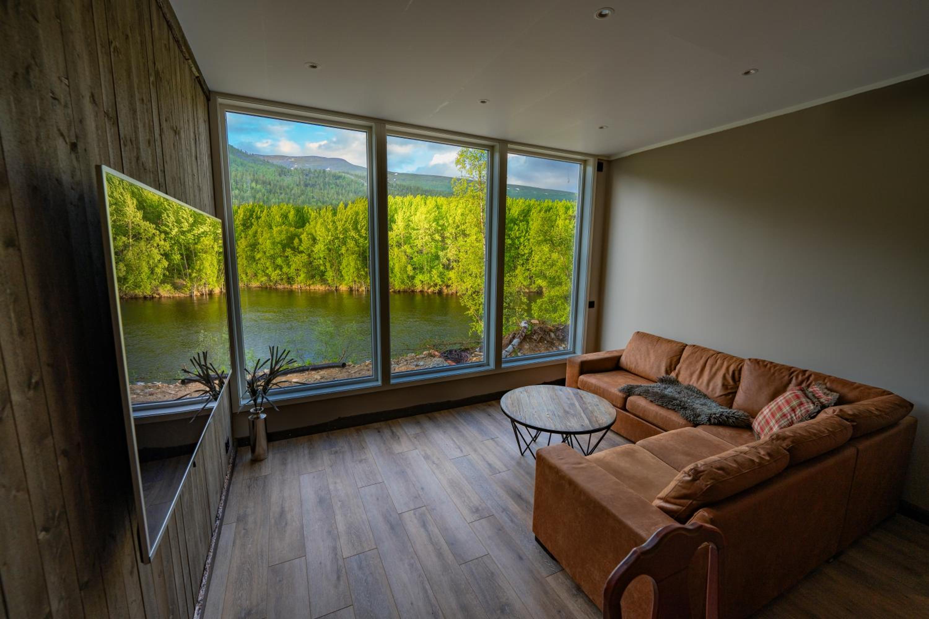 Suite with River View photo 3