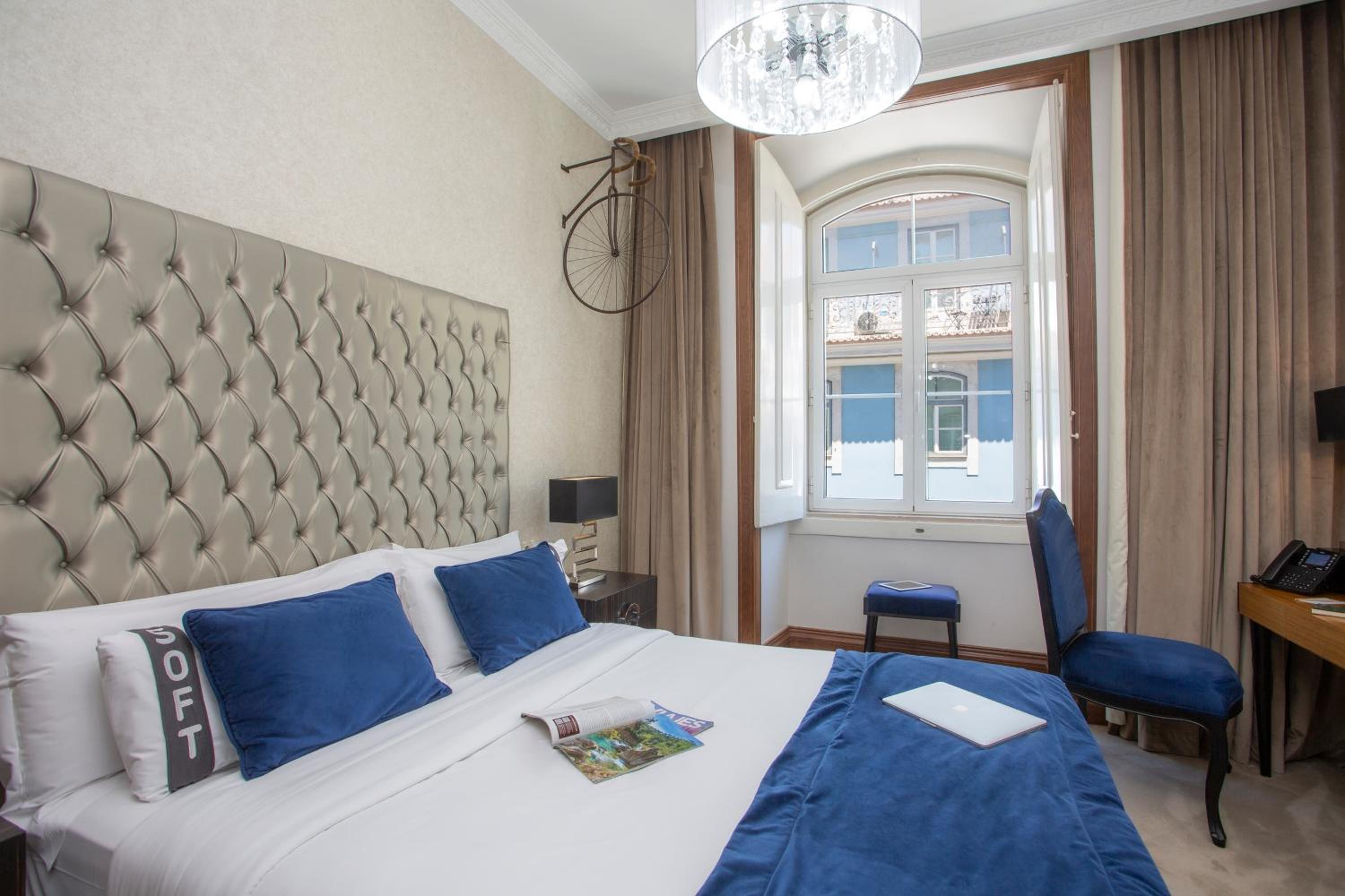 Double Room - Photo 15