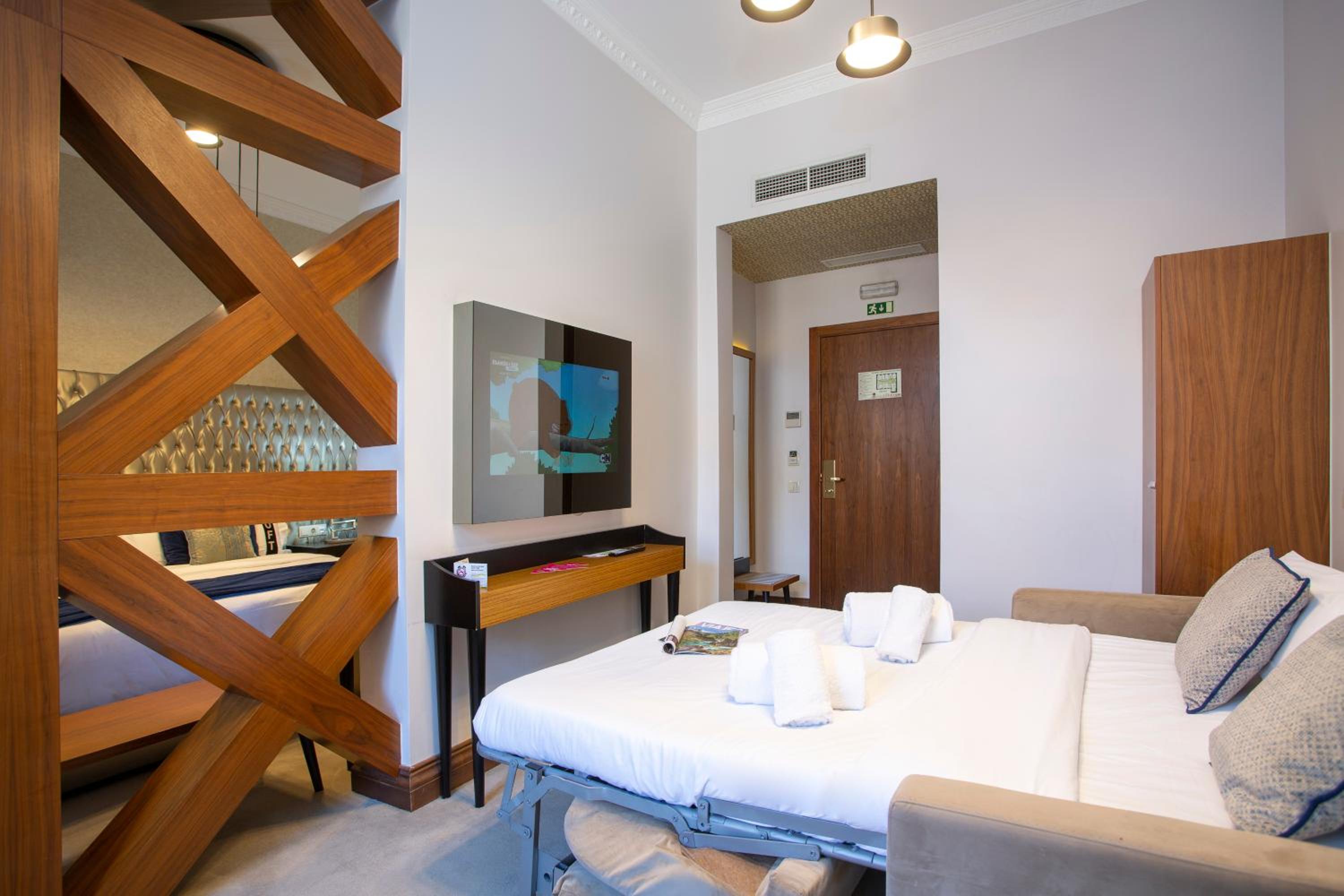 Family Suite thumbnail 6
