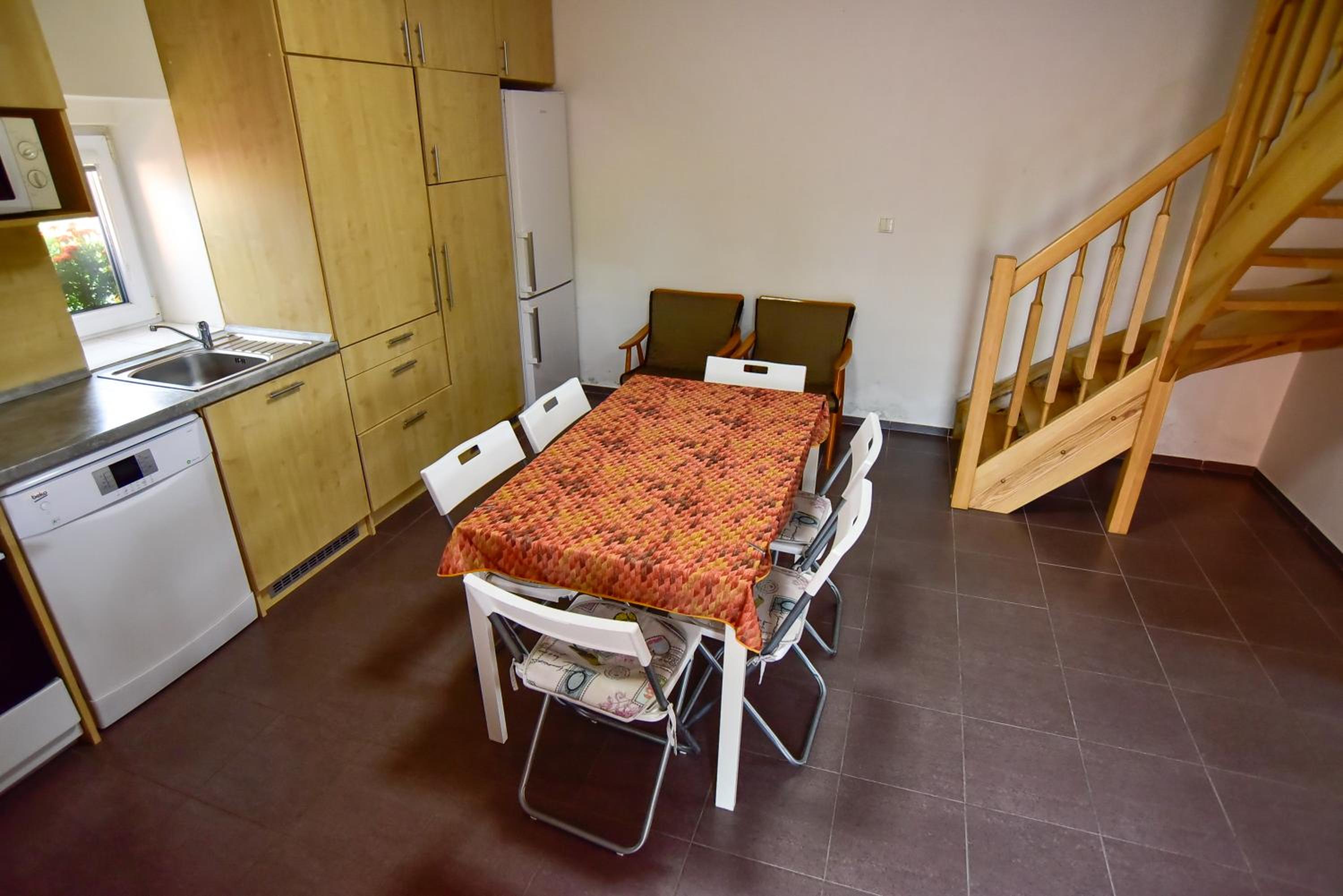 Apartment - Photo 47