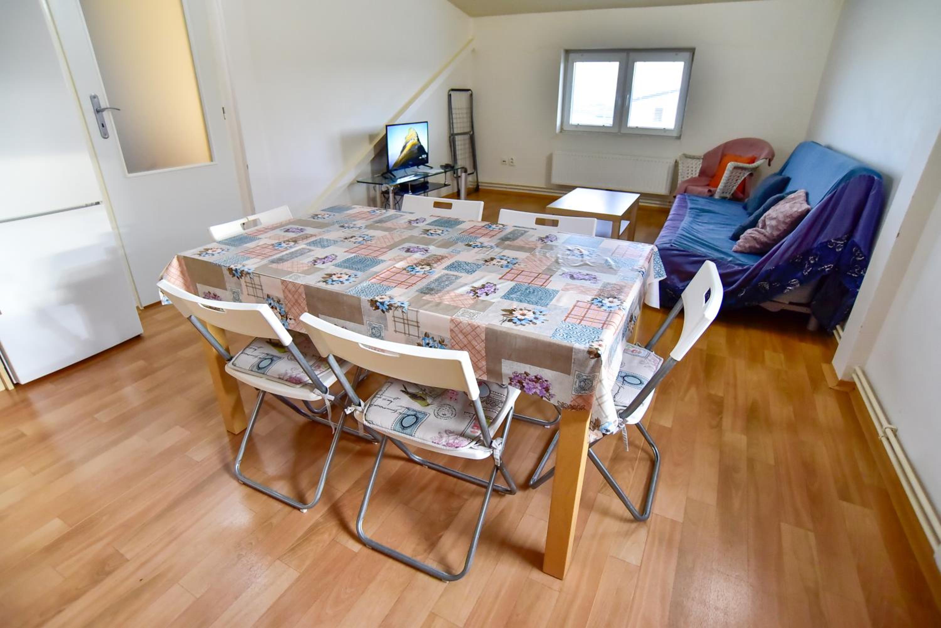Three-Bedroom Apartment - Photo 14