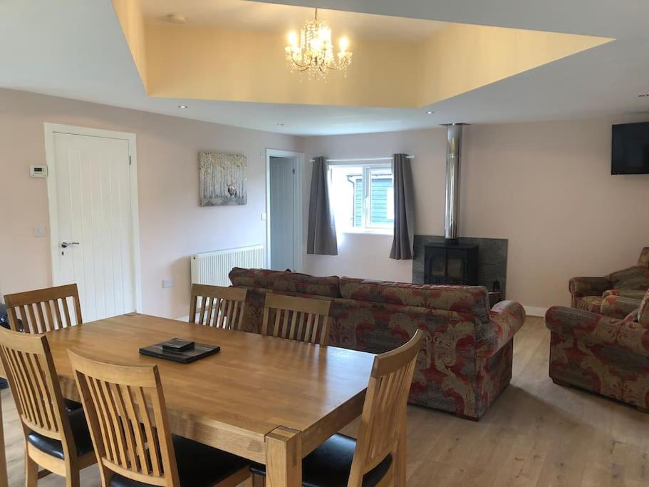 Two-Bedroom House photo 3