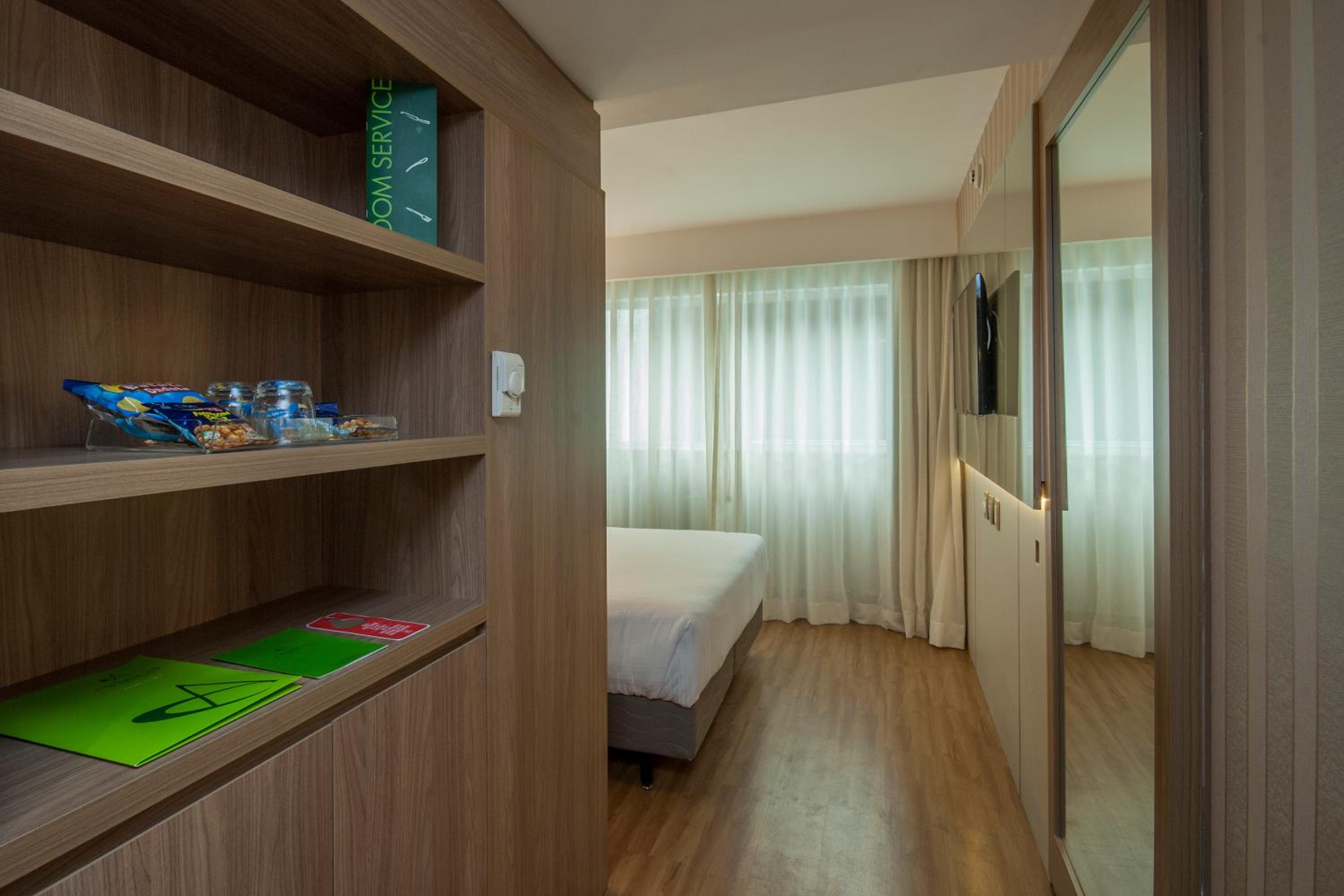 Double Room - Disability Access photo 2