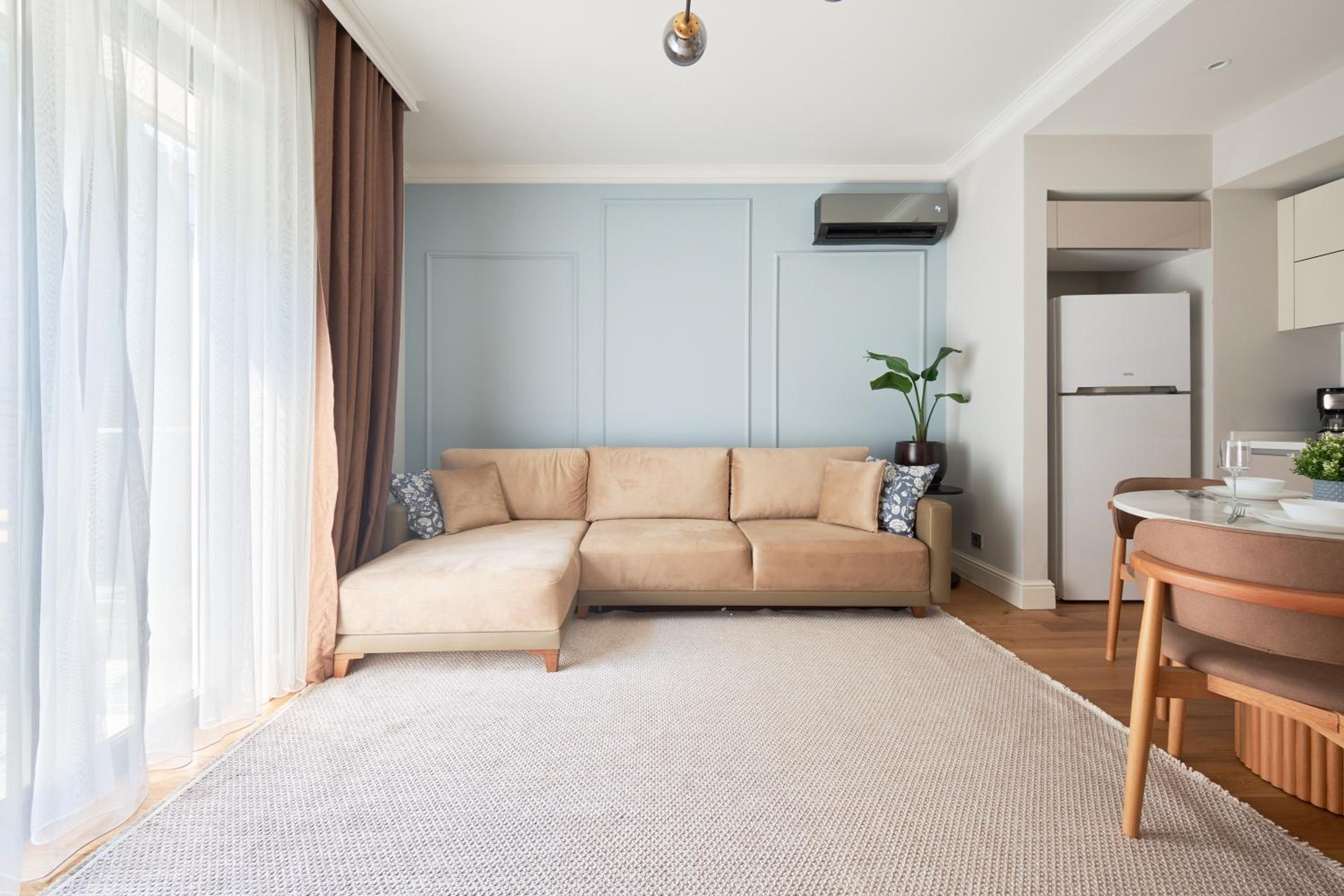 Apartment with Balcony