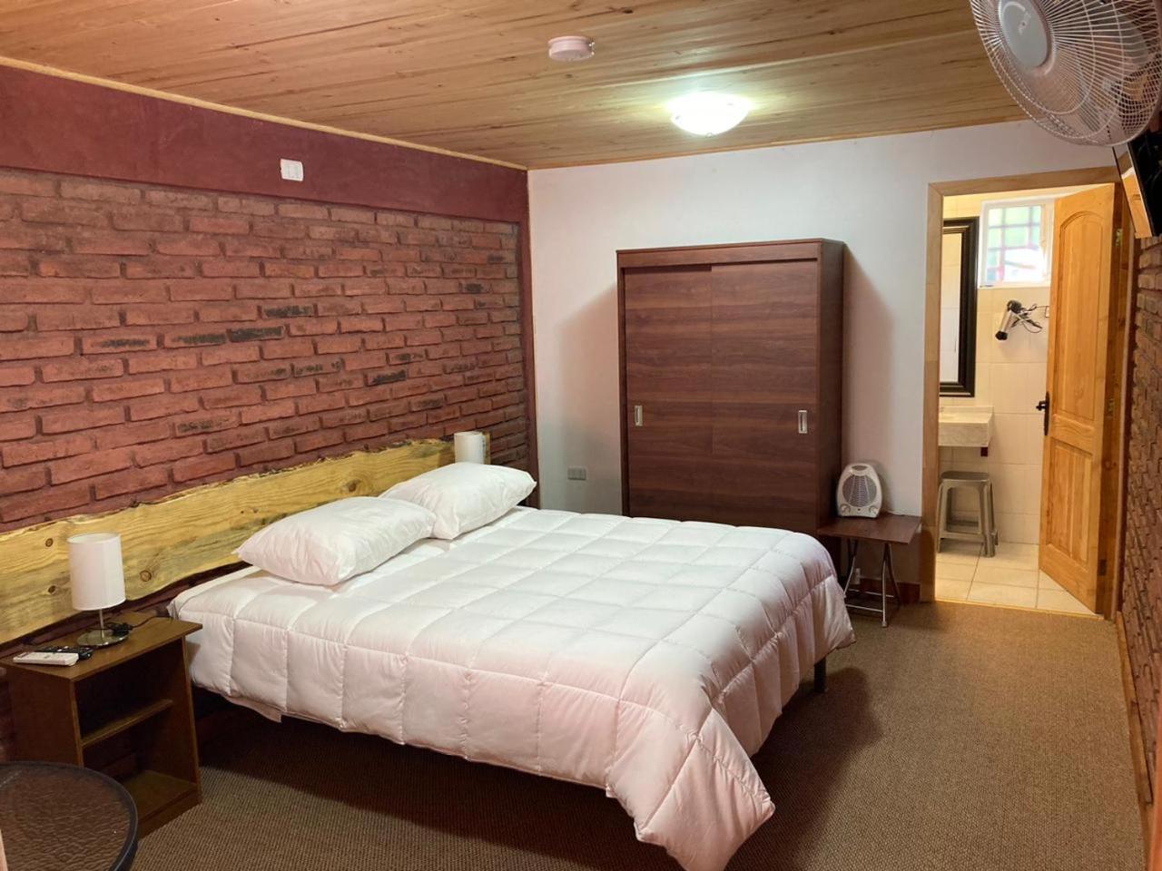 Double or Twin Room photo 1