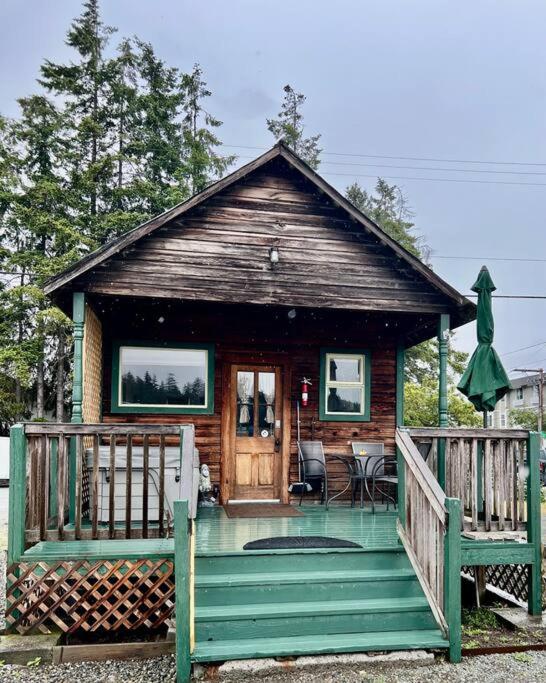 Two-Bedroom House photo 2