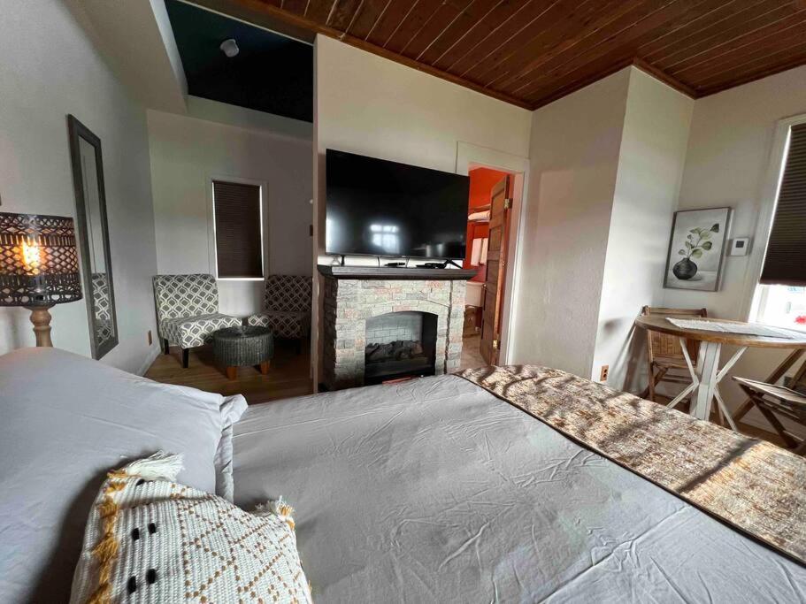 Two-Bedroom House photo 1
