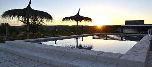 Deluxe Bungalow with Garden View photo 2