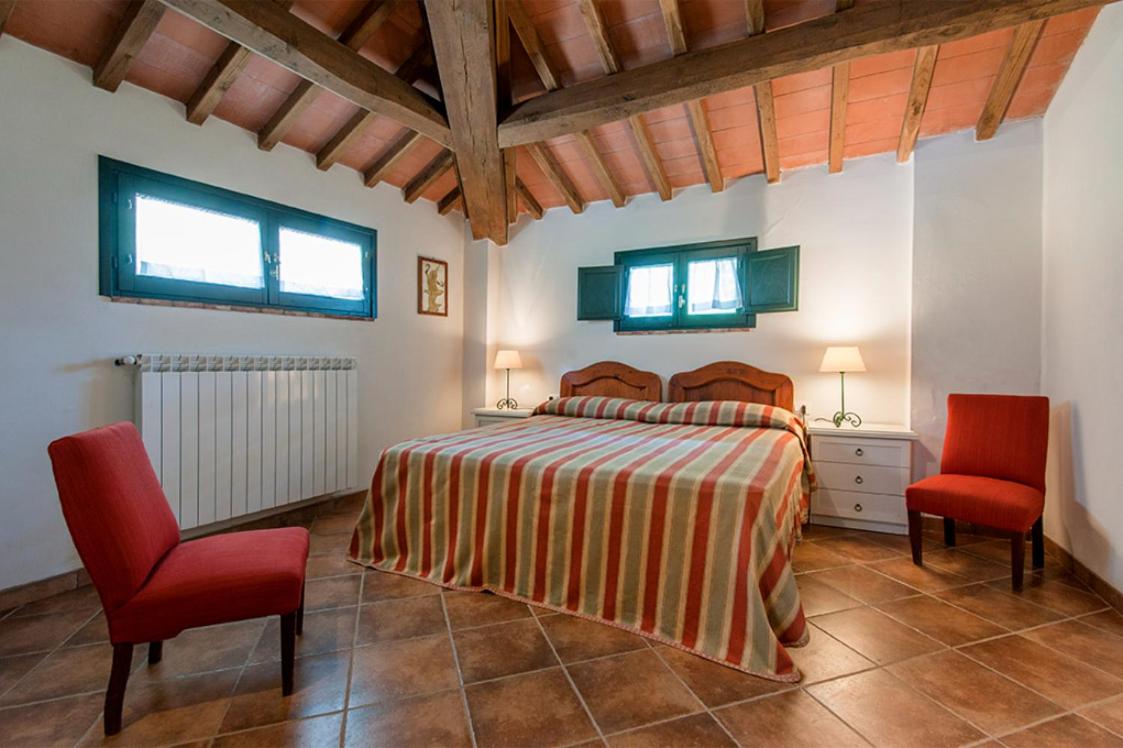 Deluxe One-Bedroom Apartment with Garden View photo 1