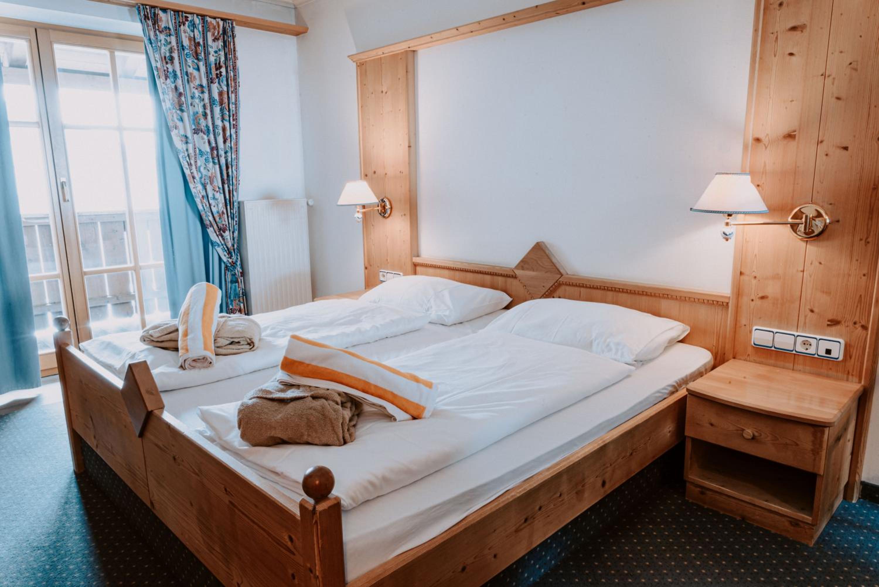 Budget Double Room photo 2