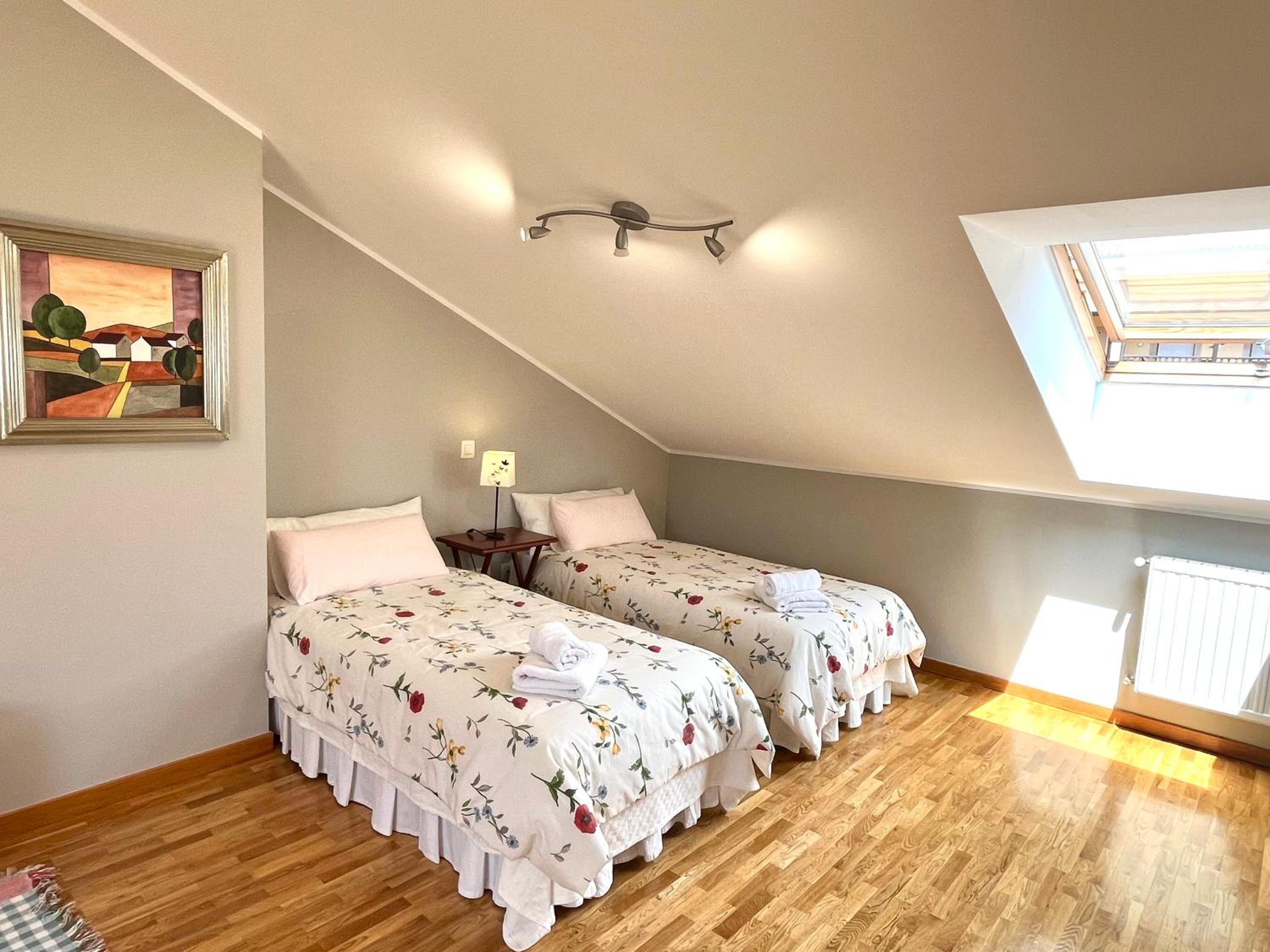 Casa de cuatro habitaciones