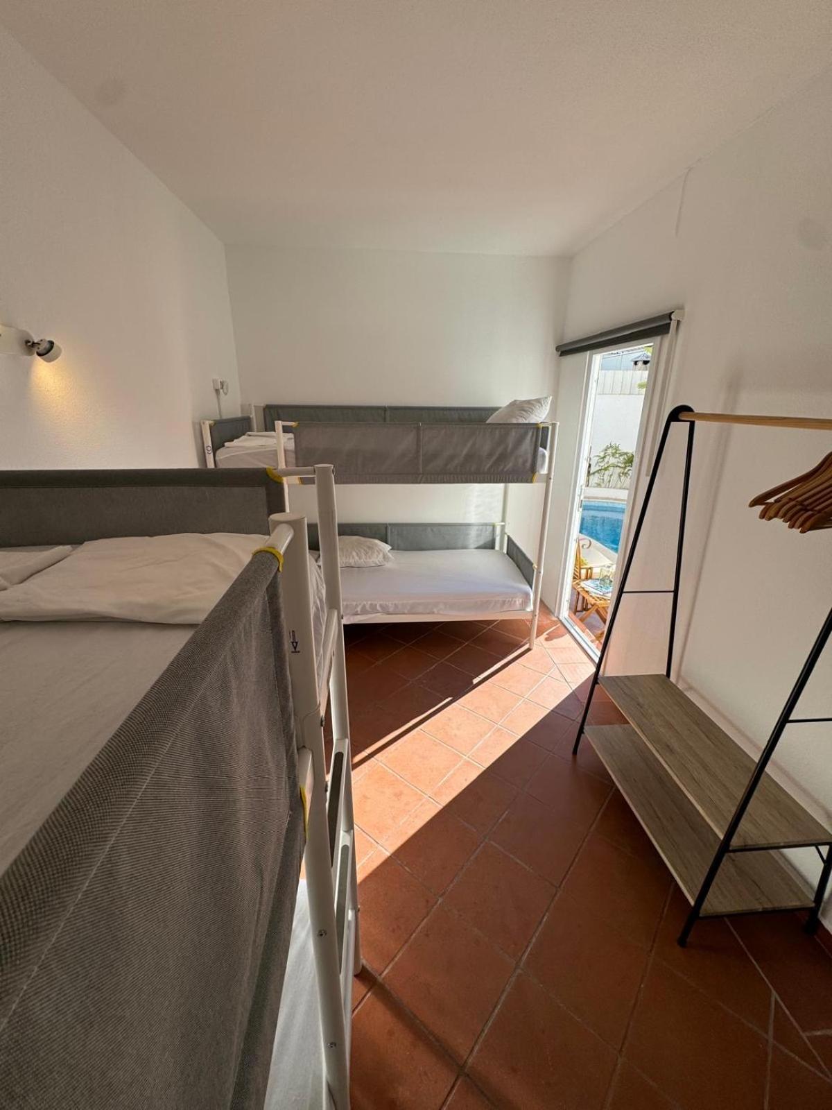 Bed in 4-Bed Mixed Dormitory Room photo 1