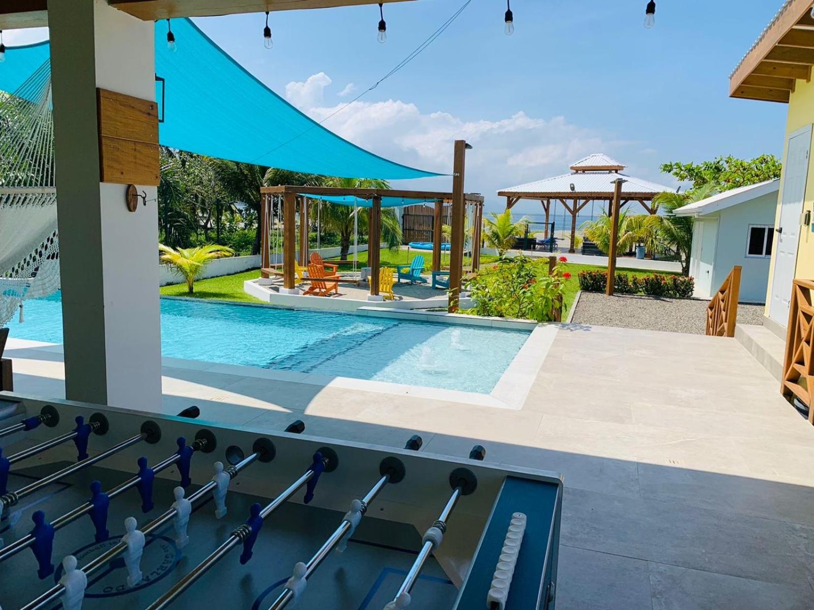 Villa photo 2