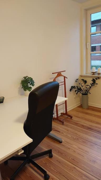 Three-Bedroom Apartment photo 3