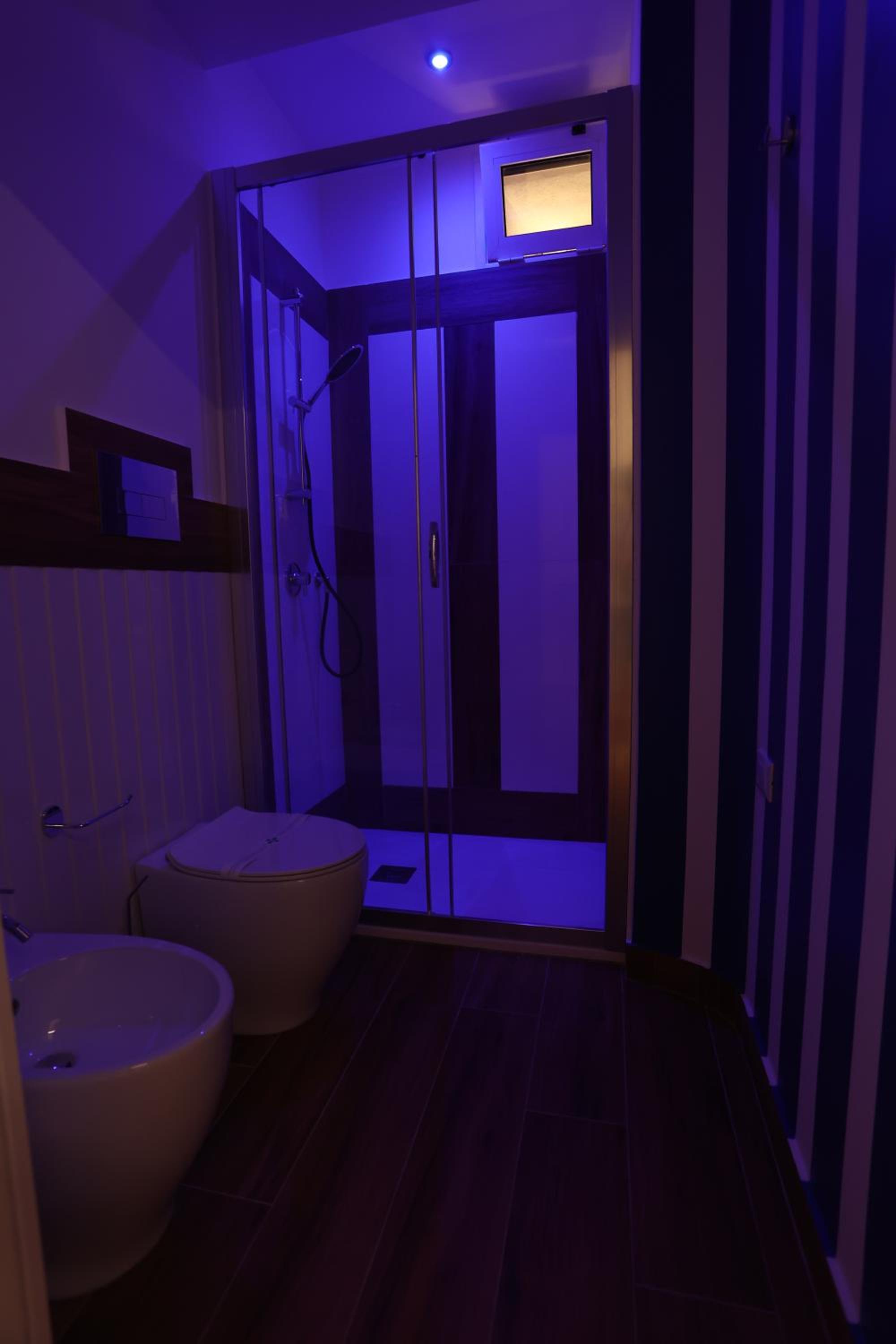 Double Room with Balcony photo 3