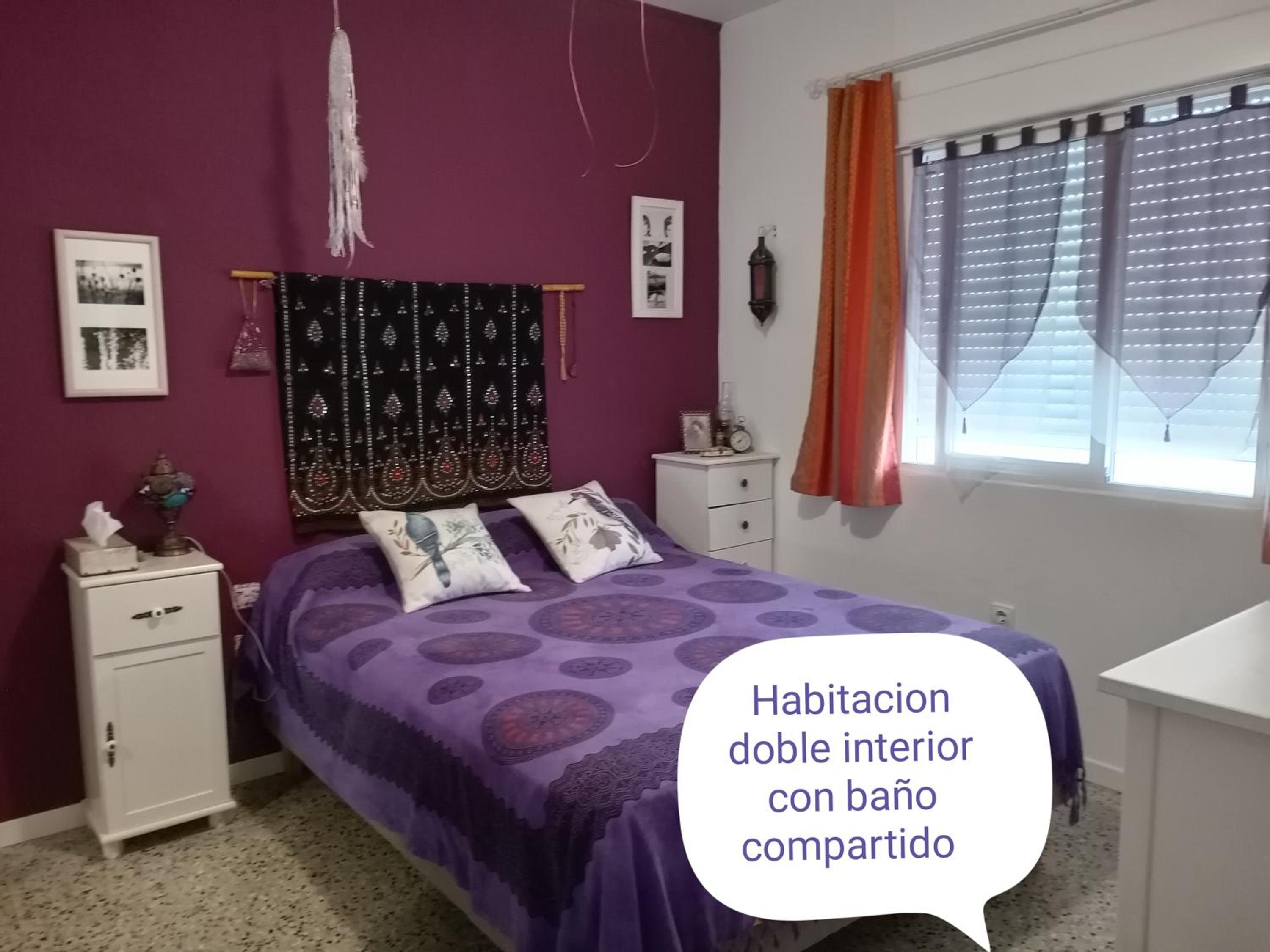 Habitación Doble Estándar con Baño Compartido