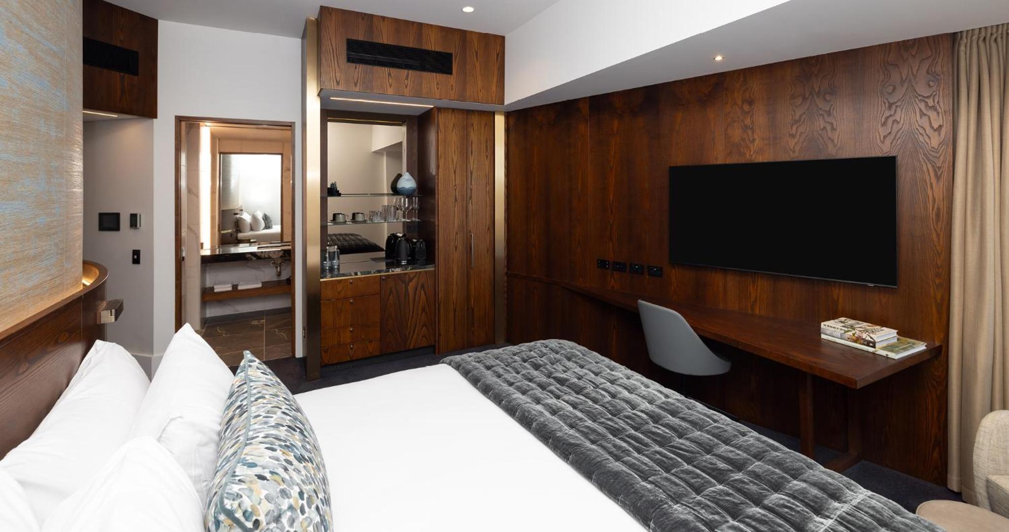 Urban King Room - Photo 3