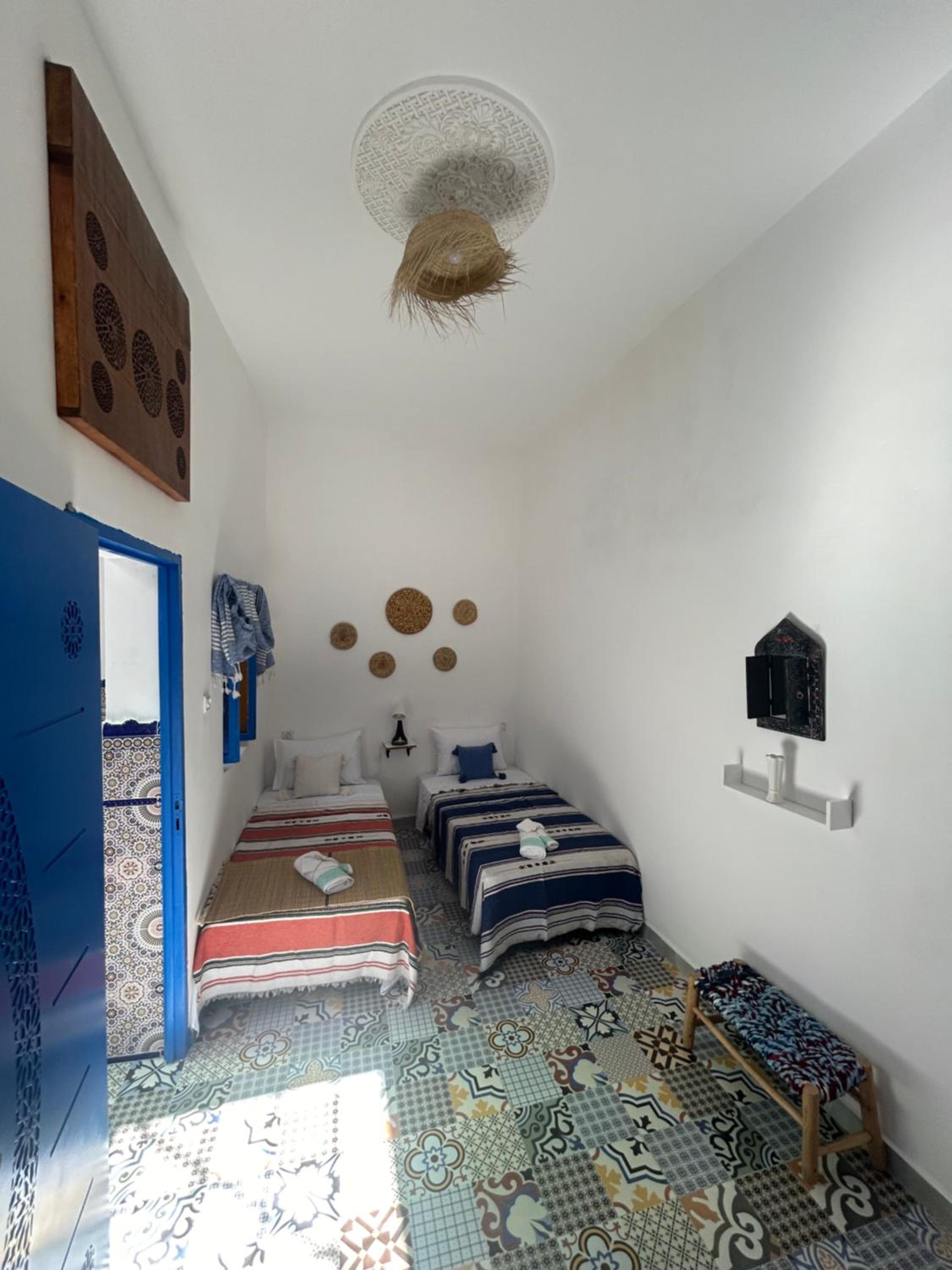 Economy Triple Room with Shared Bathroom