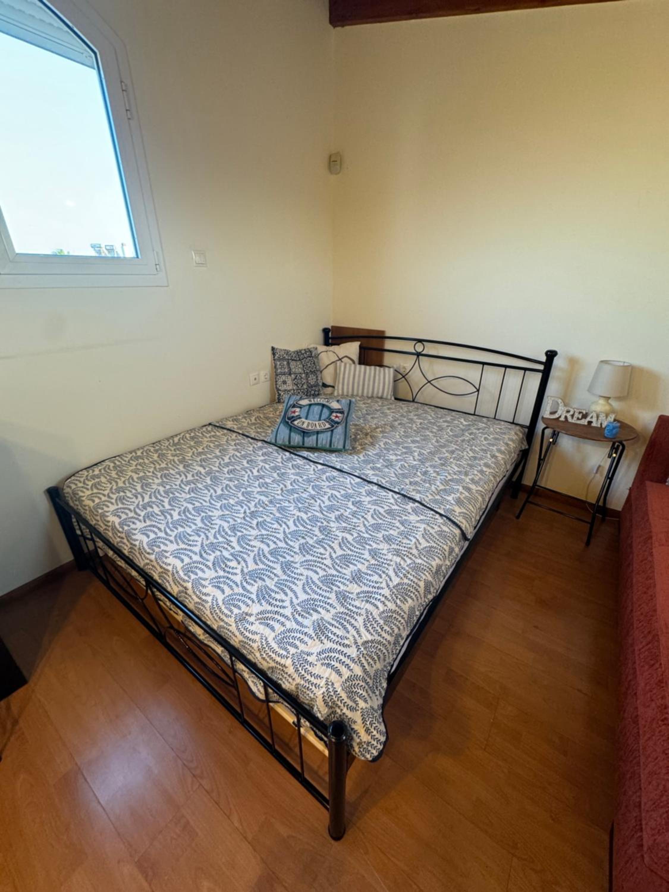 Two-Bedroom House photo 3