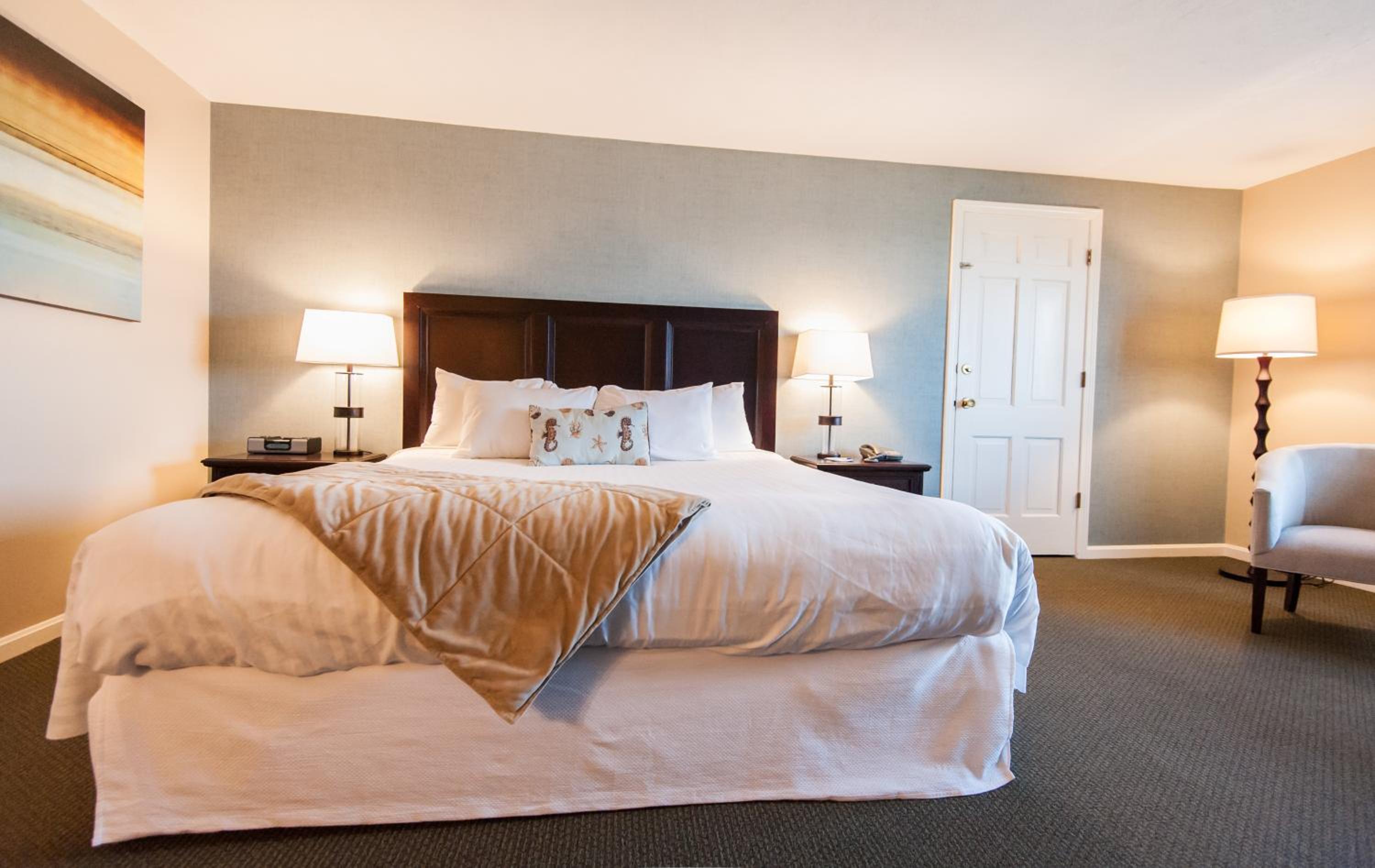 King Room - Non-Smoking photo 3