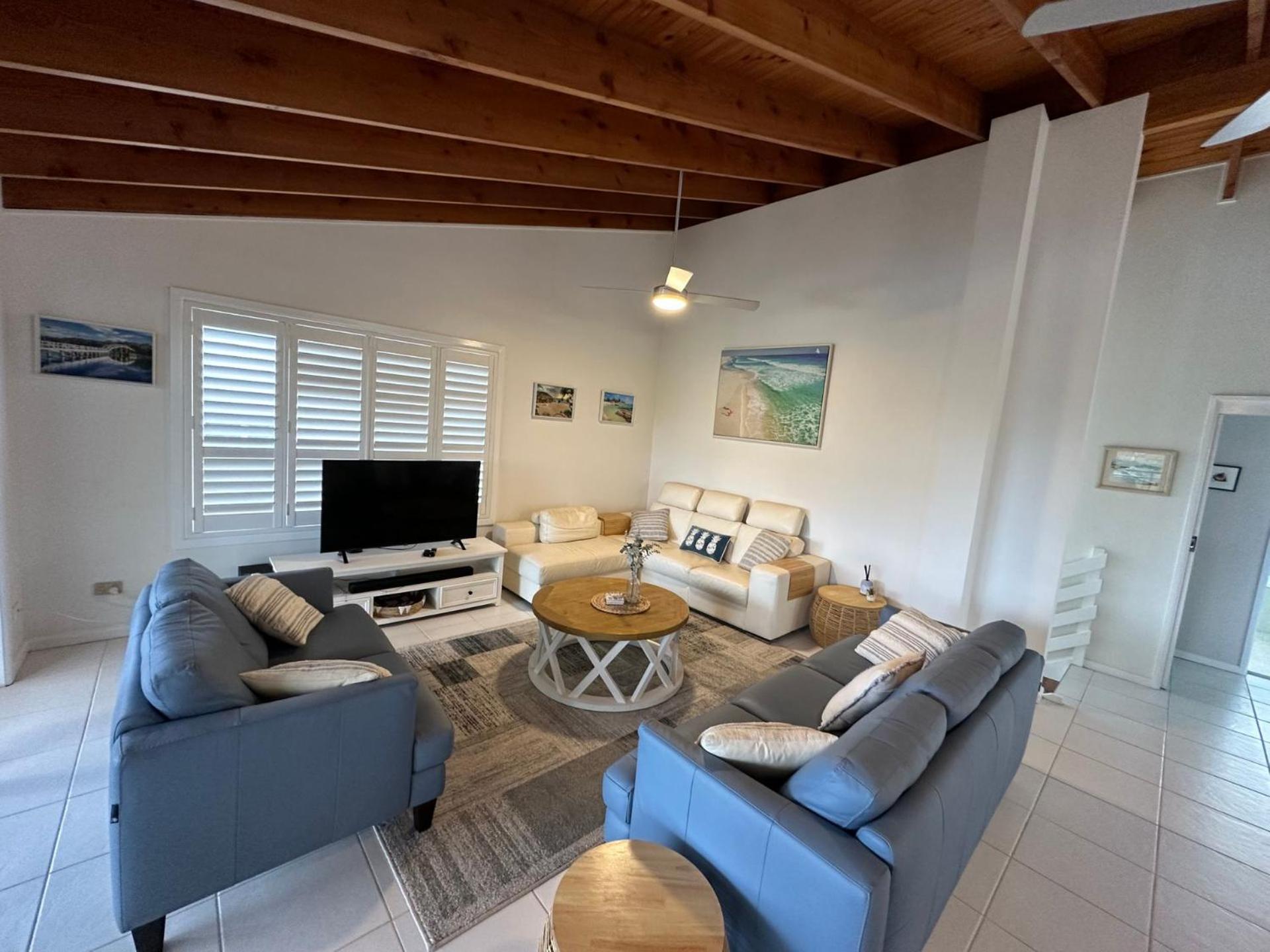 Four-Bedroom House photo 1