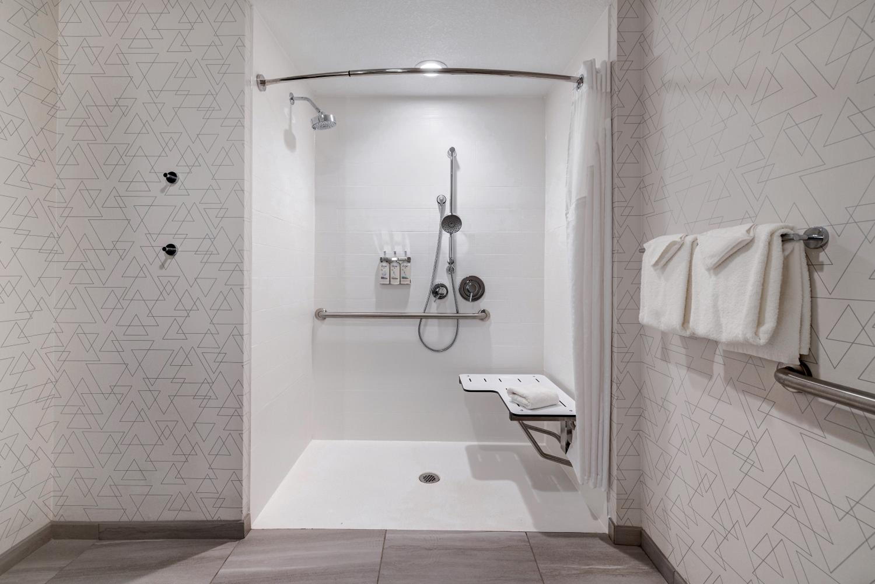 Standard Queen Room with Two Queen Beds and Mobility Accessible Roll-In Shower photo 2