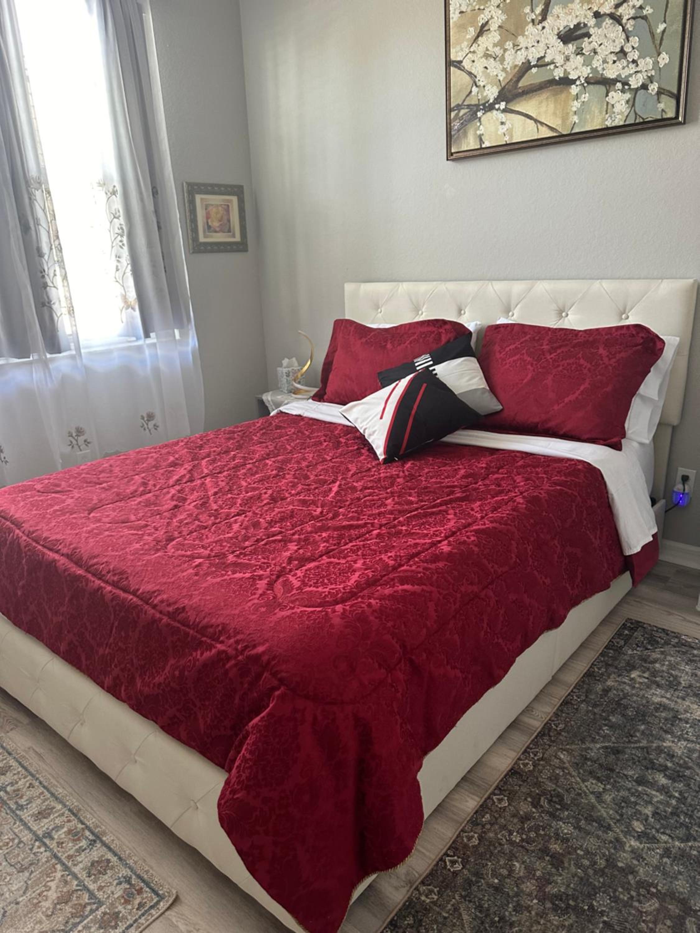 Deluxe Queen Room photo 1