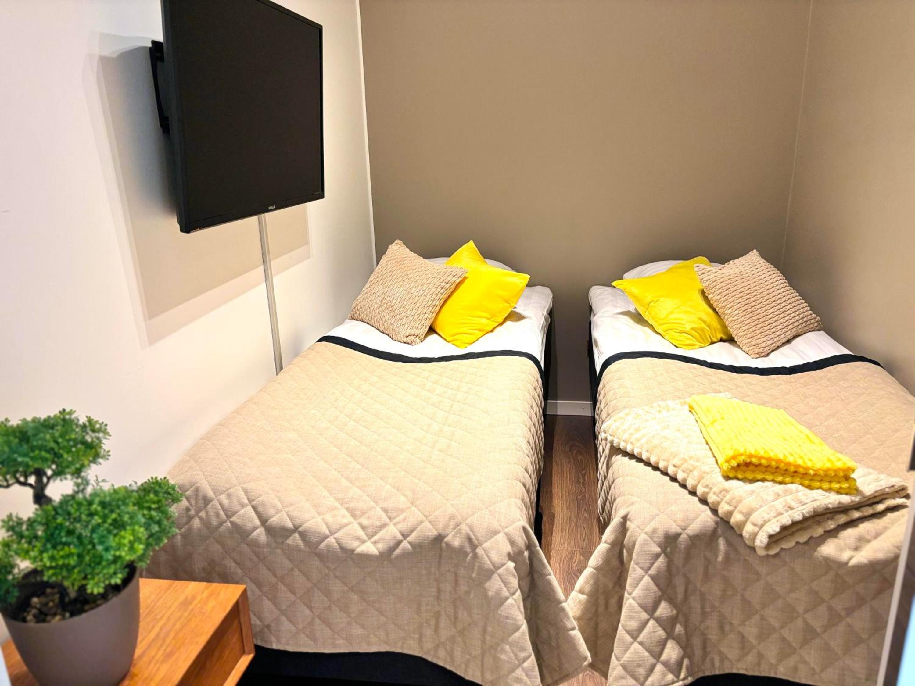 Three-Bedroom Apartment photo 2