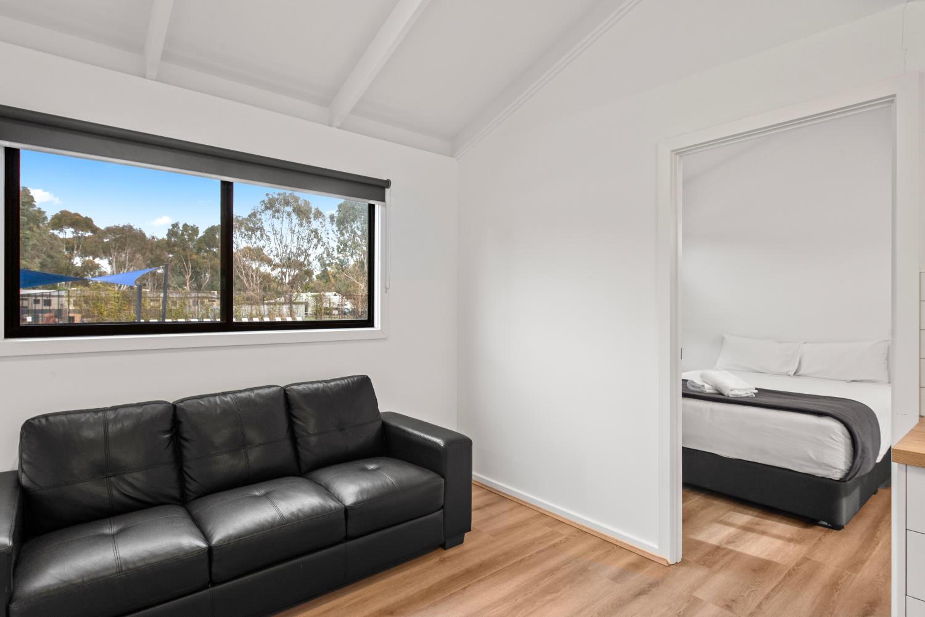 Standard 2 Bedroom Cabin – S7 Pet Friendly - Photo 1
