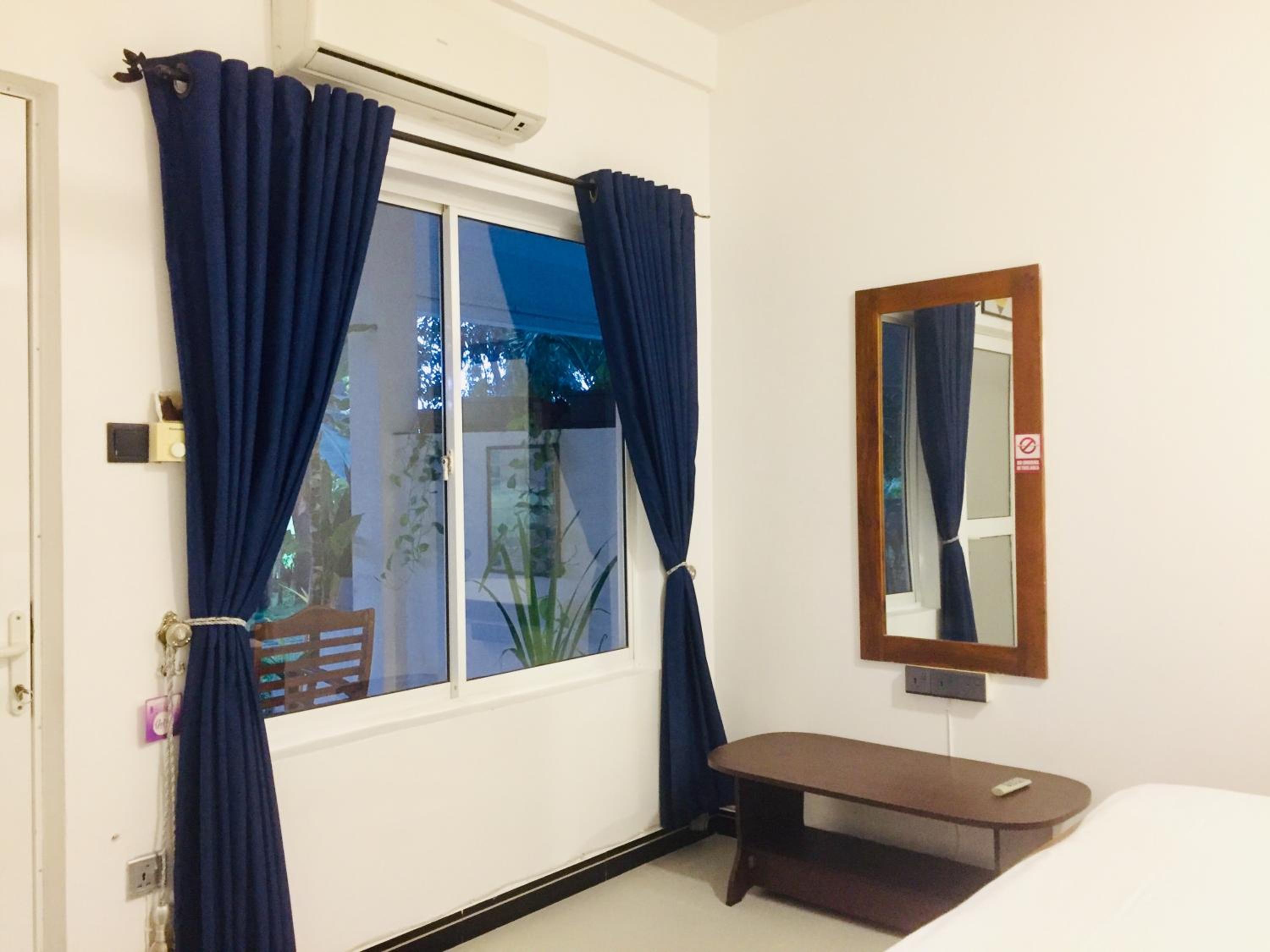 Standard Double or Twin Room with Rice Field View photo 2