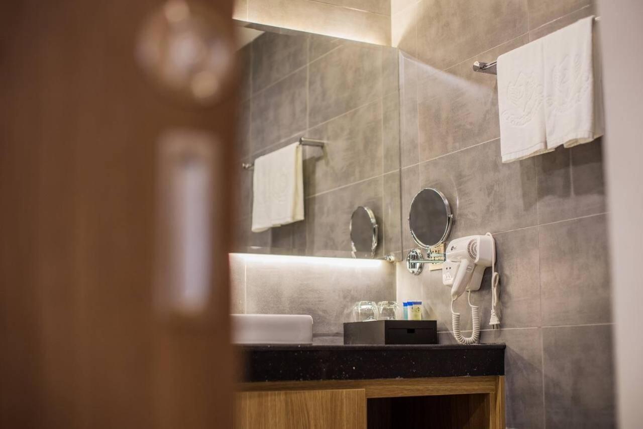 Superior Twin Room - Photo 1