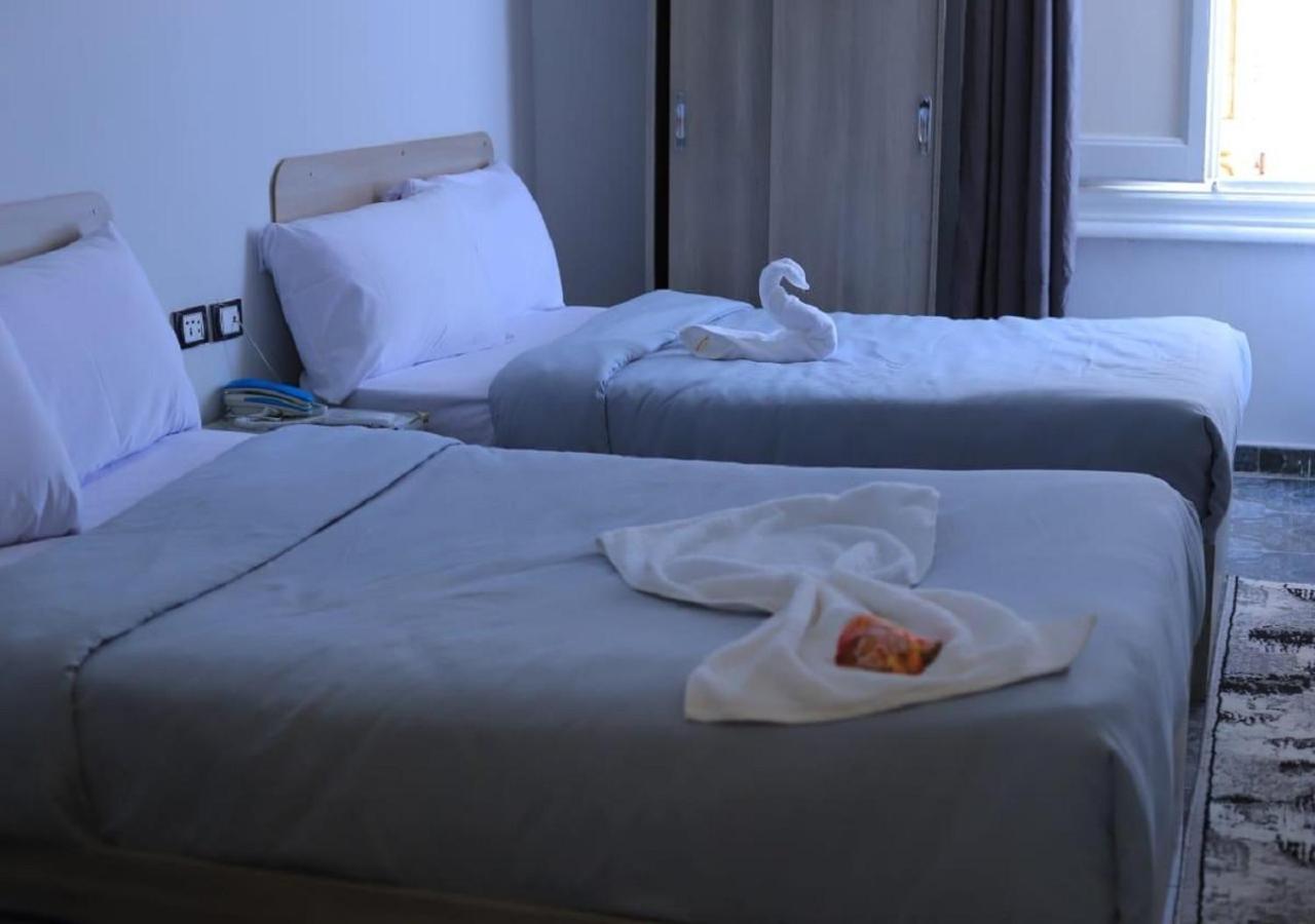 Deluxe Double Or Twin Room With City View